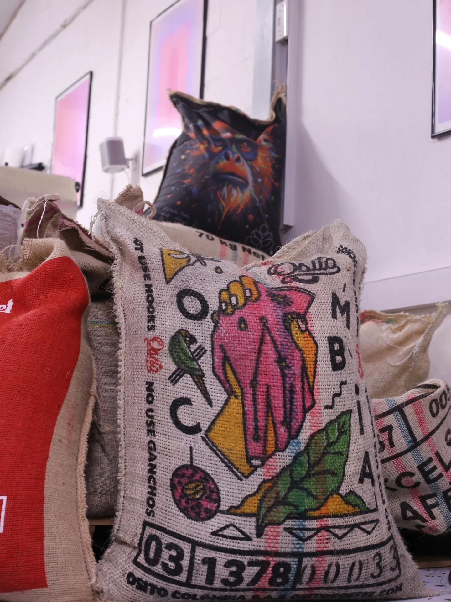 A crisp &amp; bright washed number incoming 🫧✨🌸

We are always delighted to showcase one of our all-time favourite varietals with this more-ish Pink Bourbon. 

Keep your eyes peeled for a release this week 🫟