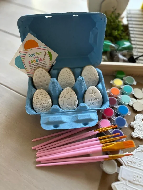 Easter Bunny house3.webp