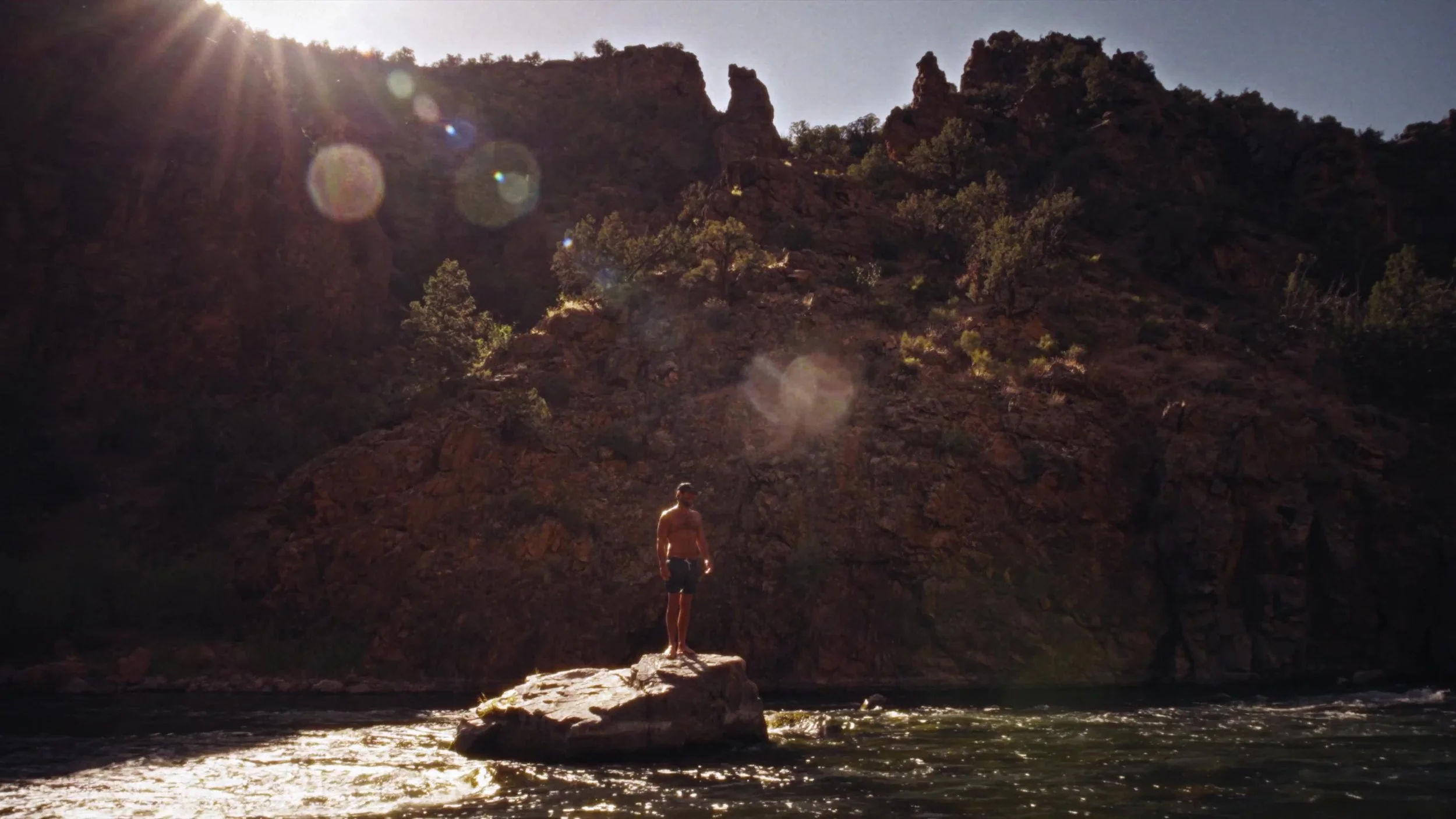frame_1042.jpg