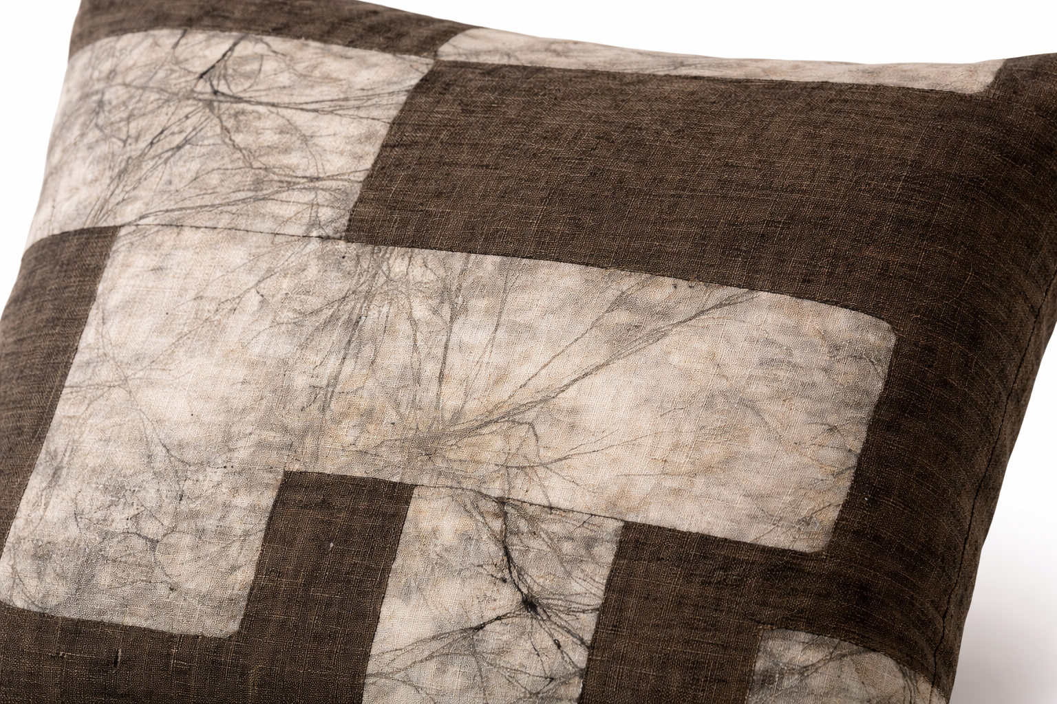 DetailBatikPillow.PNG