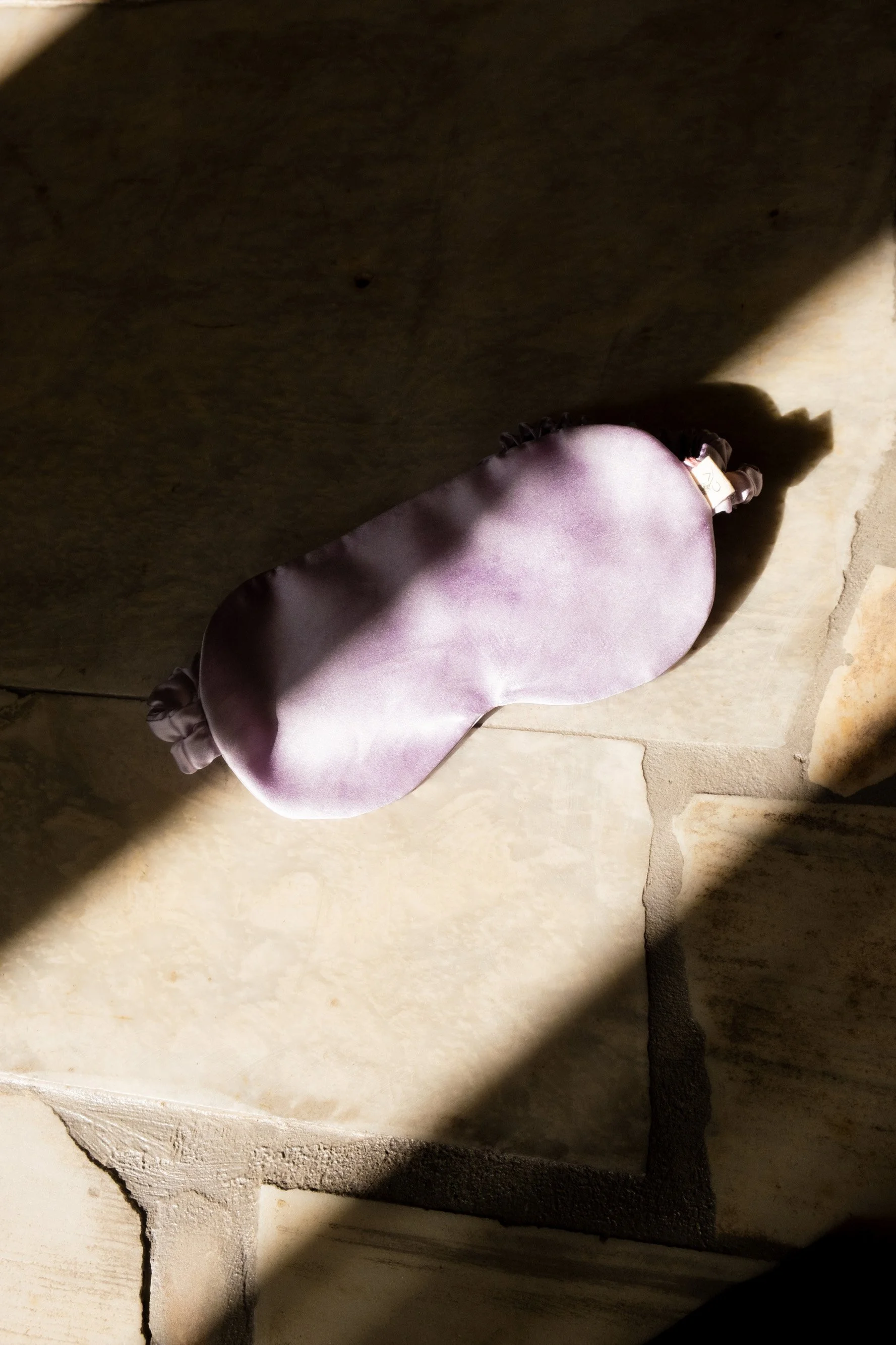 @v3st_a_Alexandra Koumantaki_sleep_mask_3.jpg