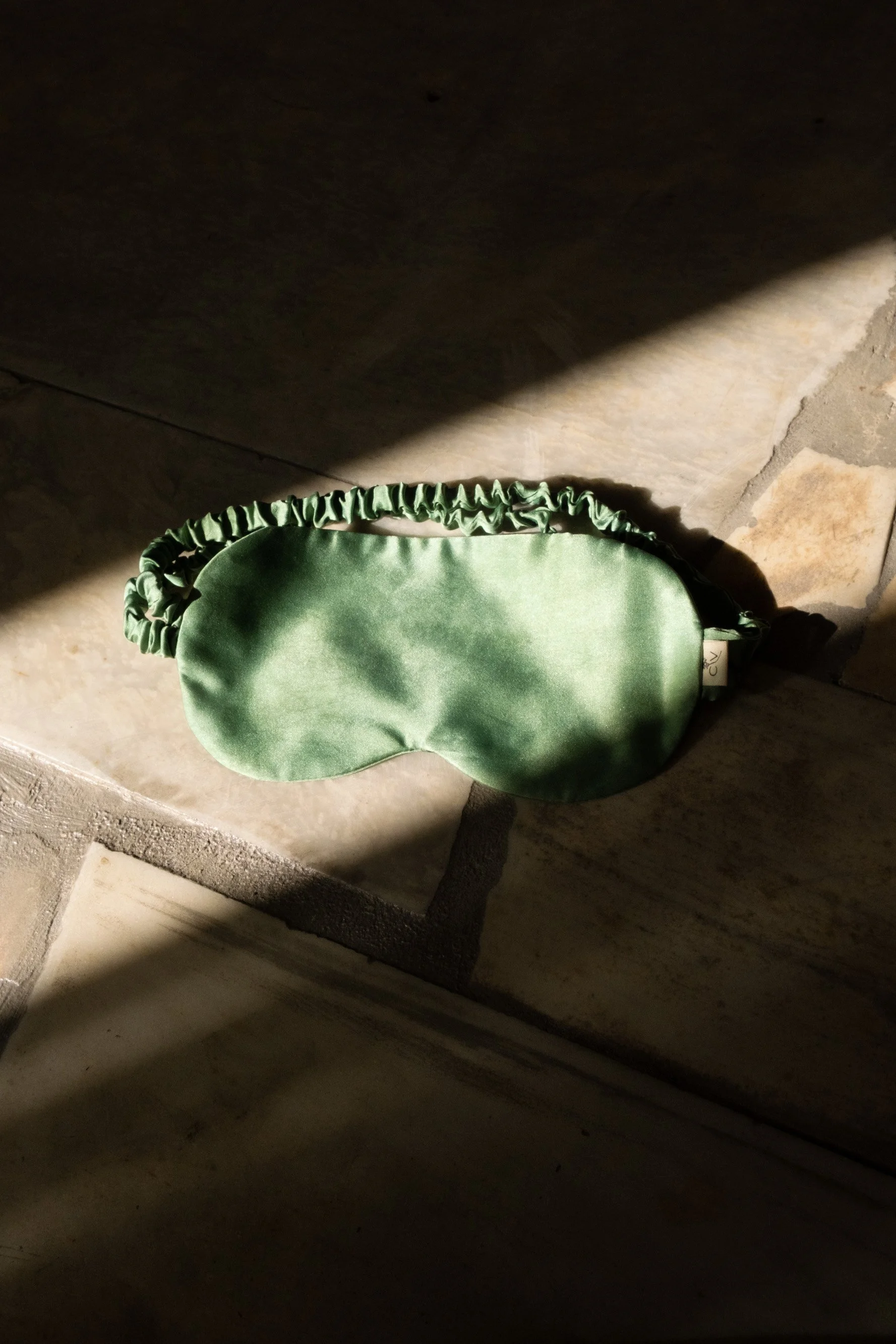 @v3st_a_Alexandra Koumantaki_sleep_mask_6.jpg