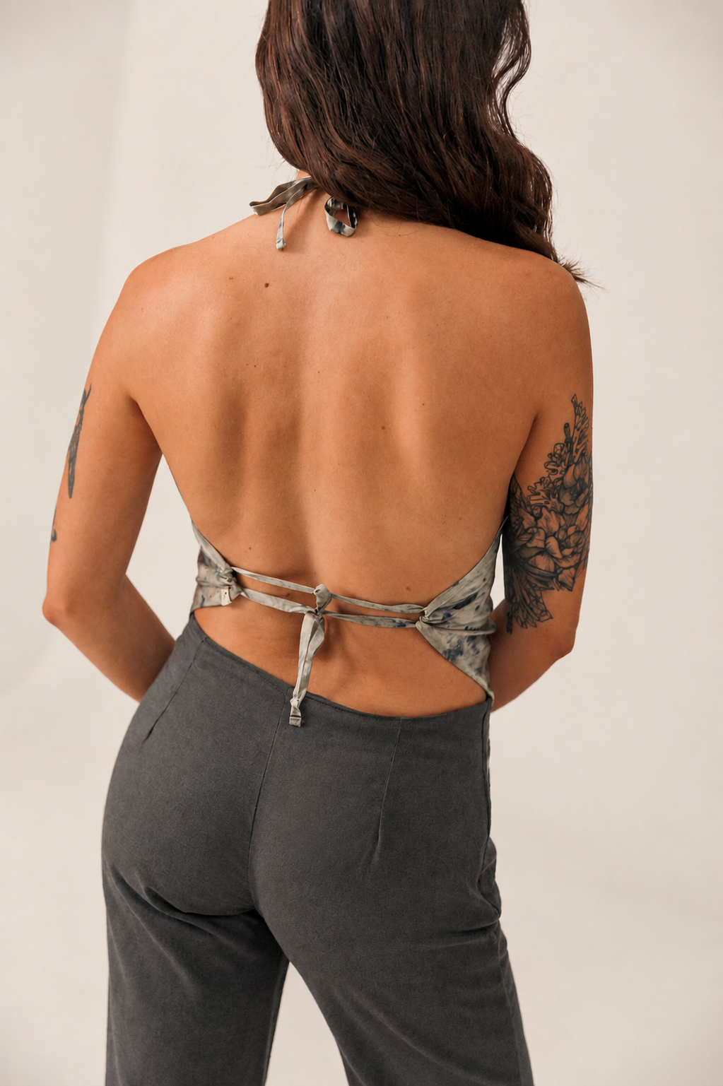 Back Gili Top.png