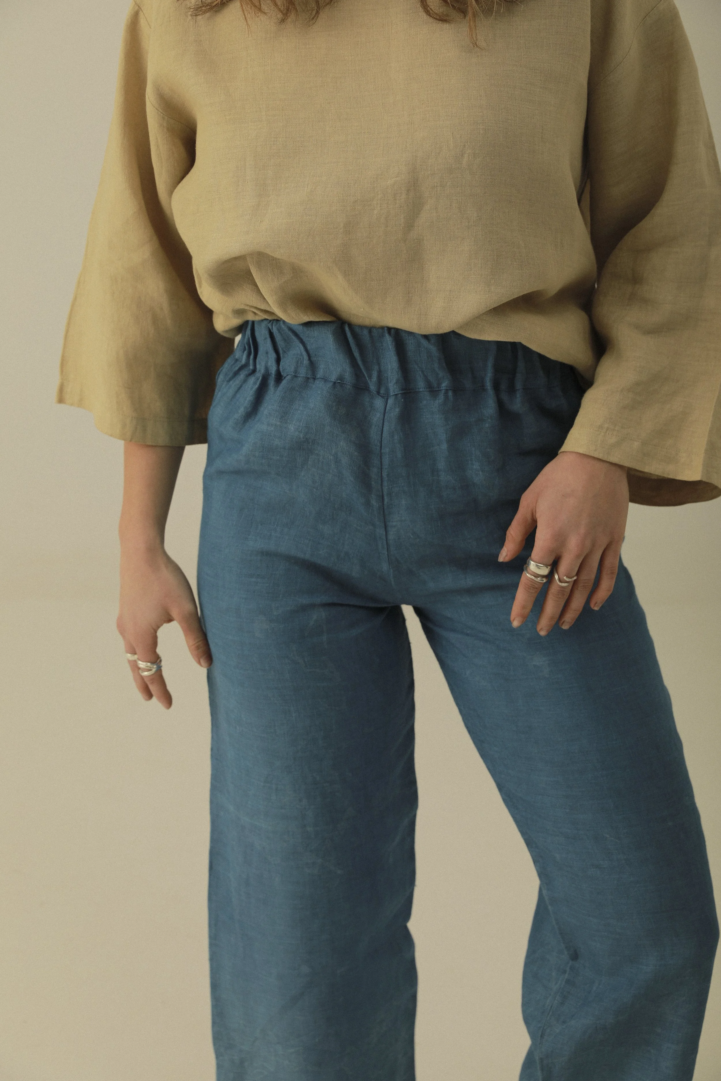 IndigoDyedLinenPantsCloseUp.jpg