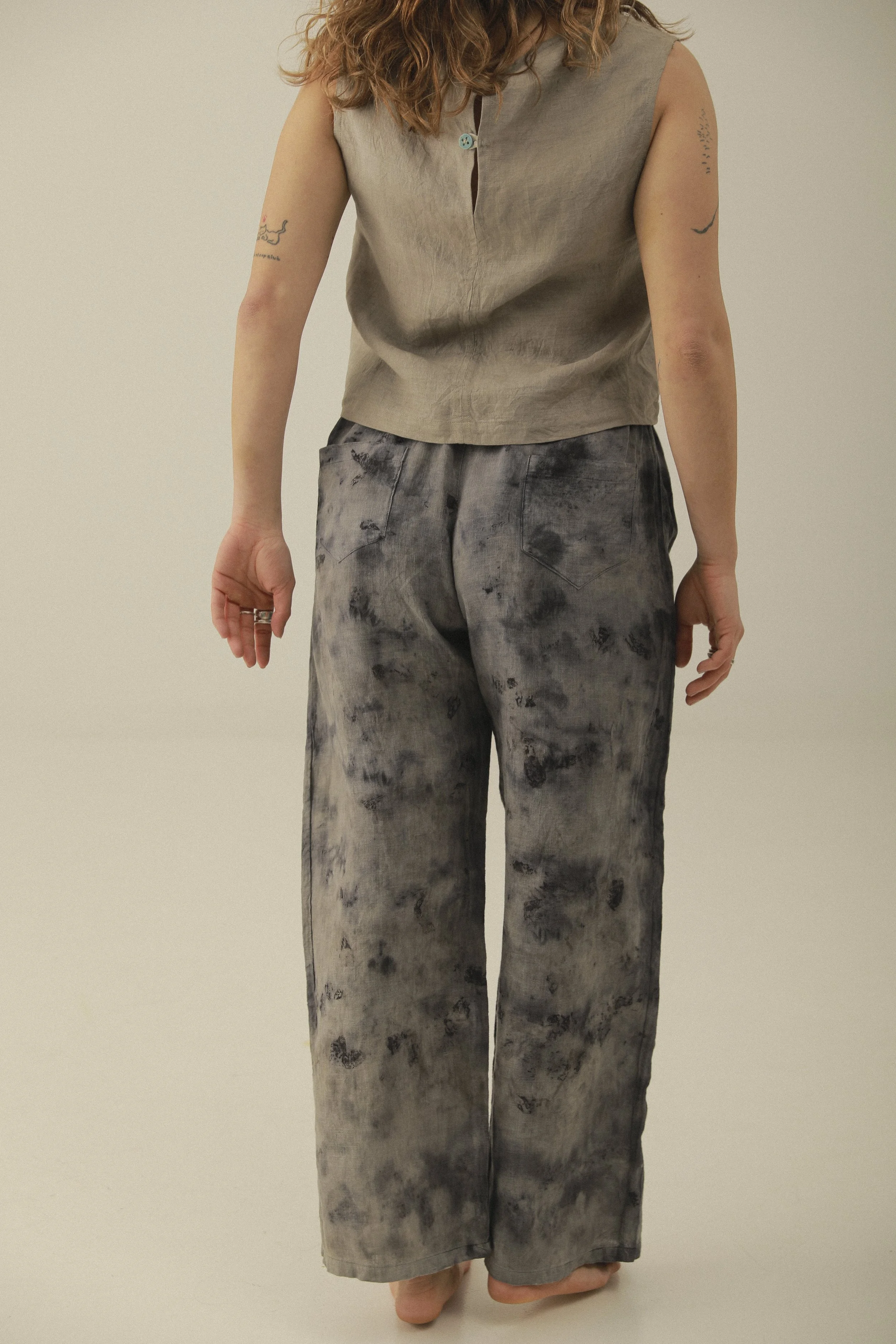 NaturallyDyedGreyLinenTrousersBack.jpg