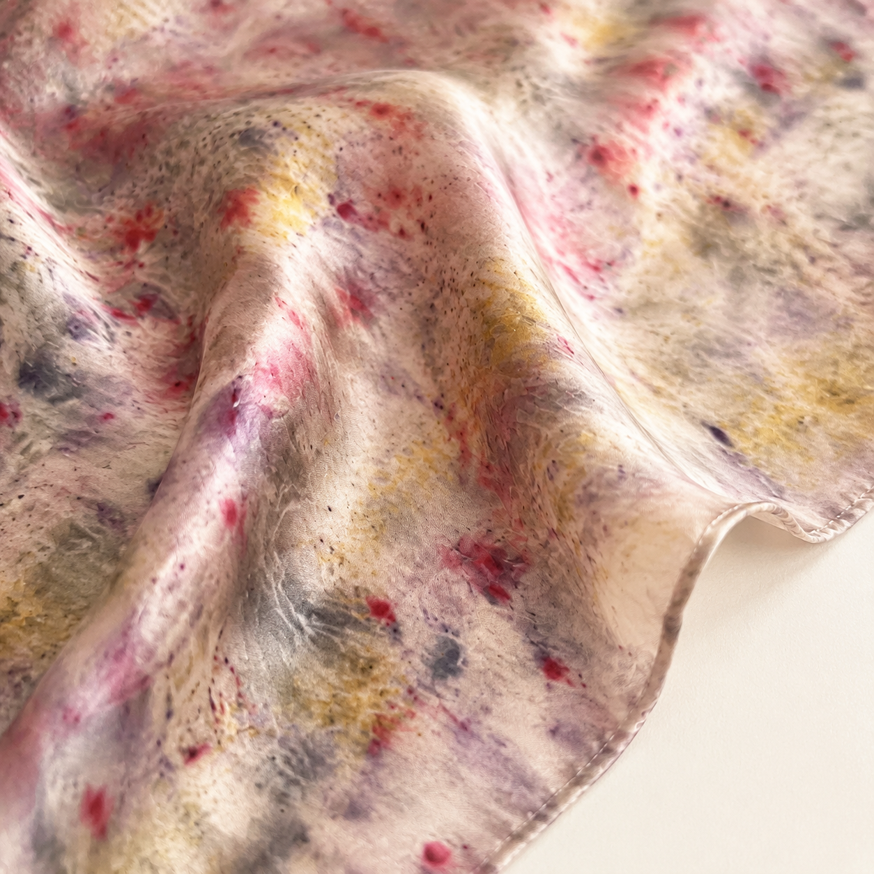 GardenSquareScarf3.png