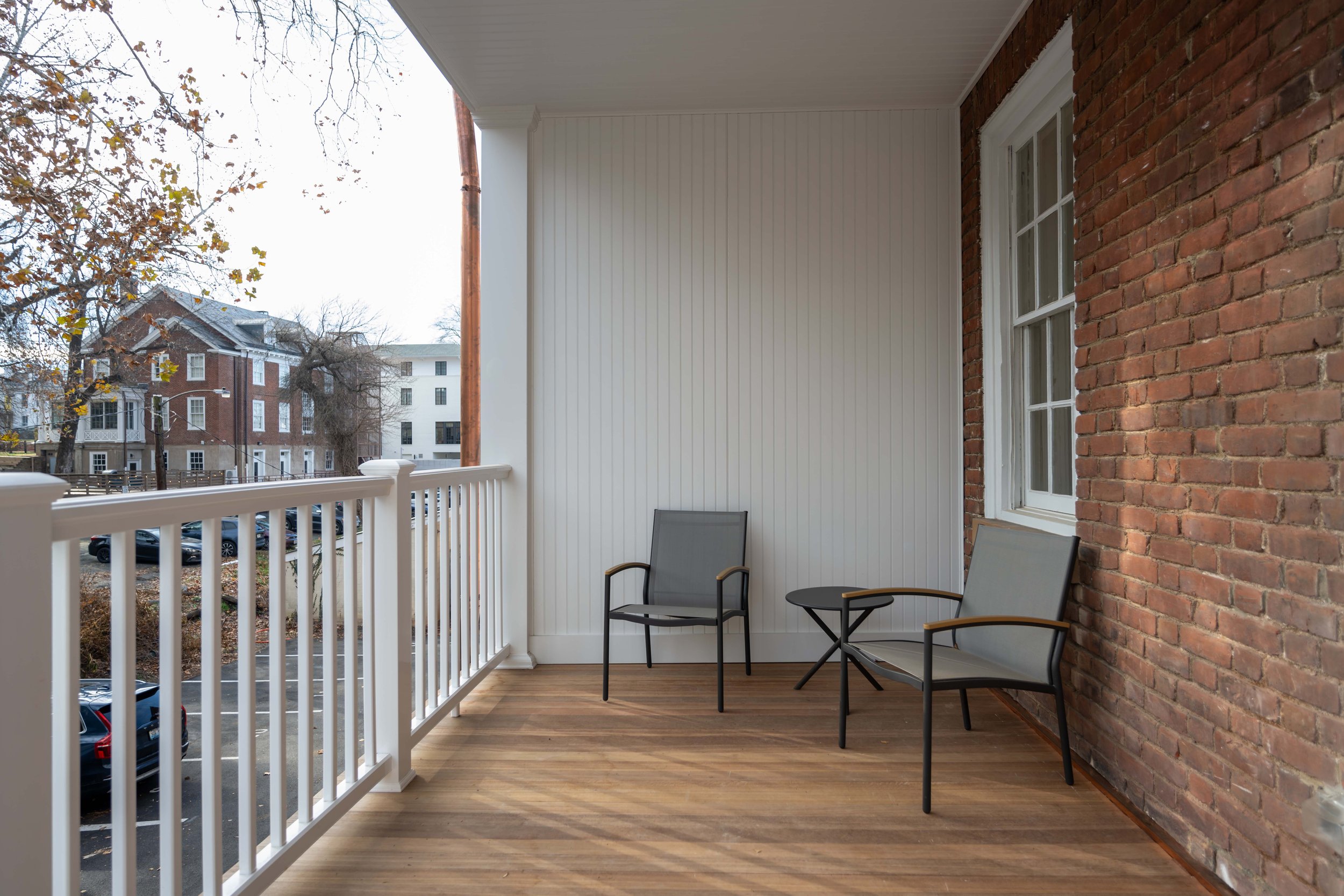 64 University Way-16.jpg