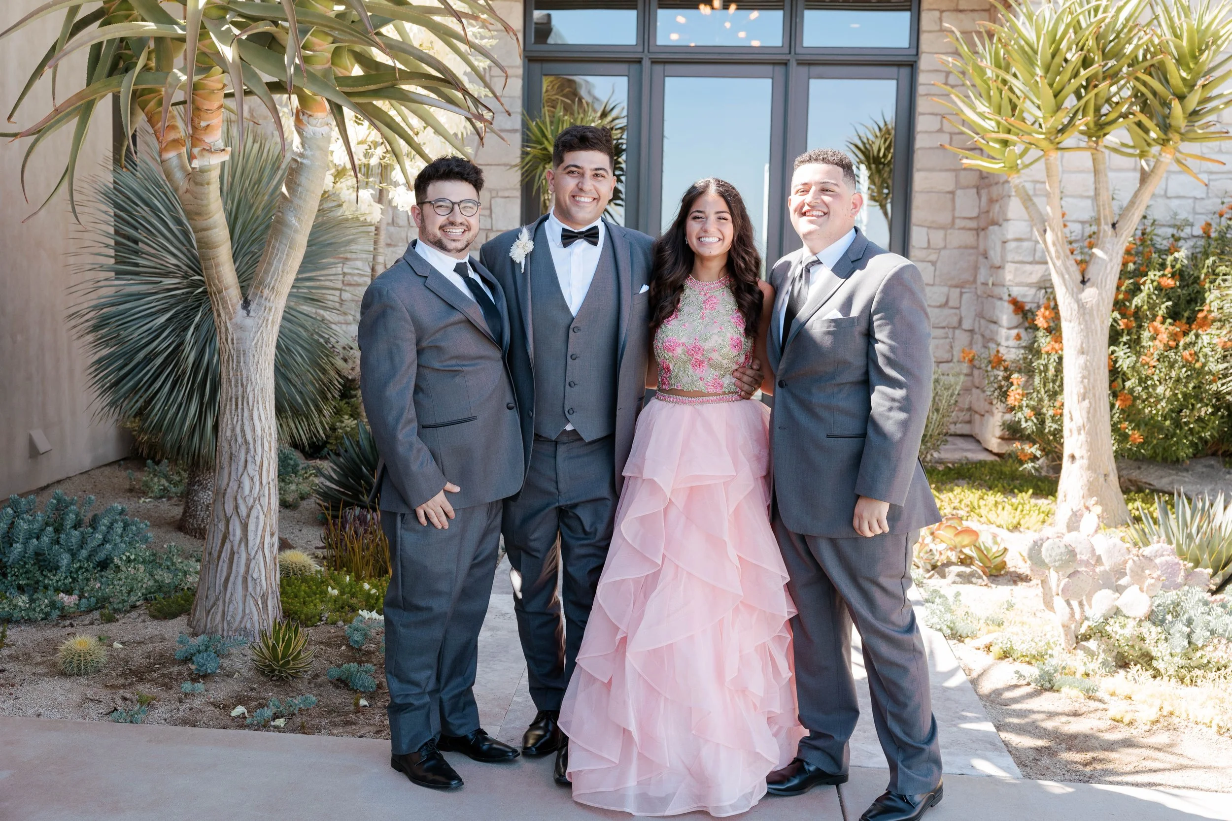 061122_KanaanWedding_FamilyFormals-29.jpg