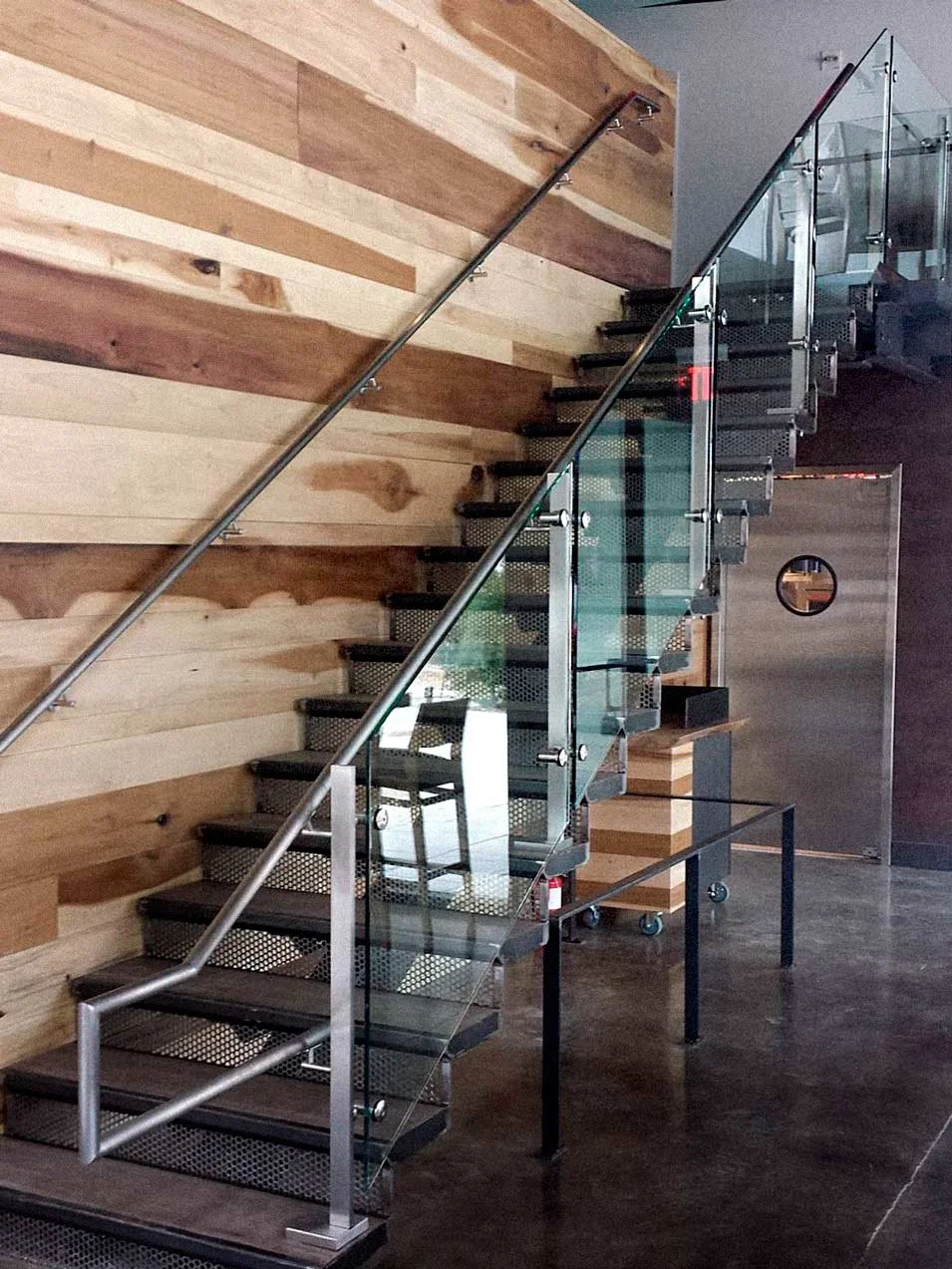 Innovative Glass Solutions - Our Work - Point Supported Glass Systems - Wake Forest North Carolina Raleigh Durham Chapel Hill Virginia South Carolina