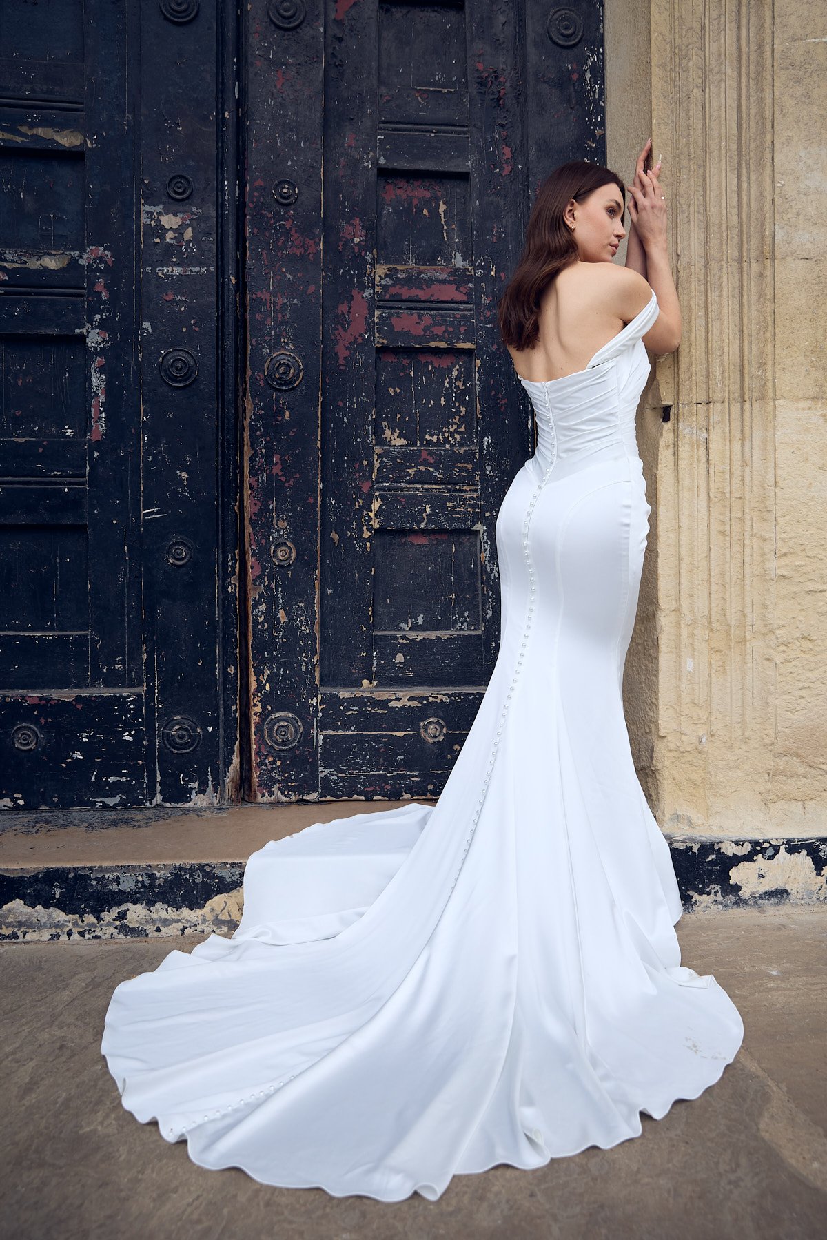 Holland-Park-back.jpg