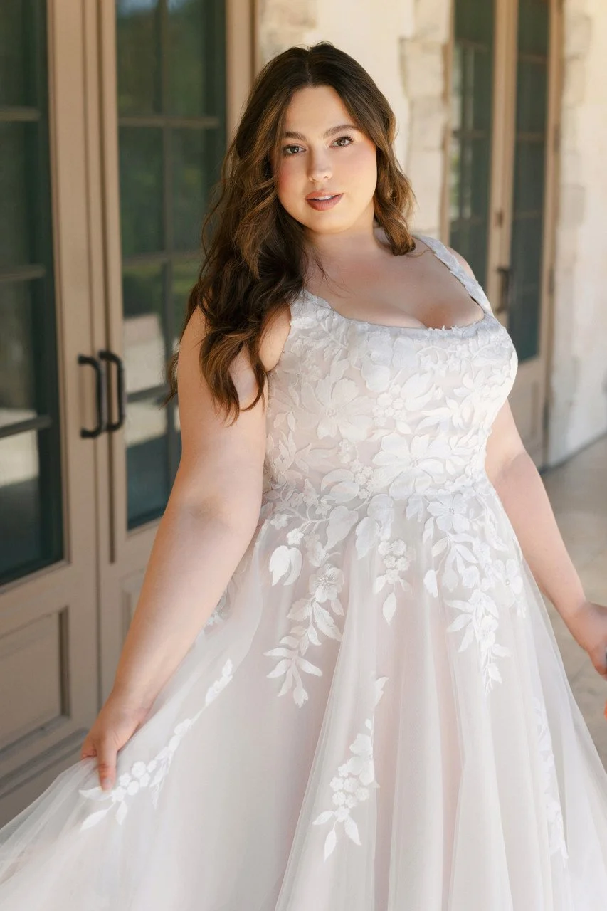 Allure W553 cu.jpg