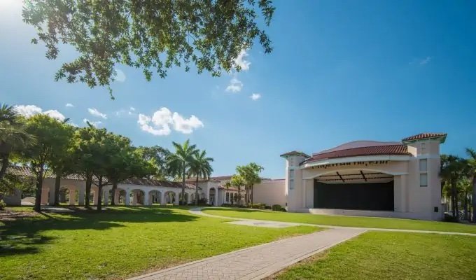 Public Voting Now Open: Help Choose the Local Artist’s Design for Delray’s Old School Square Logo