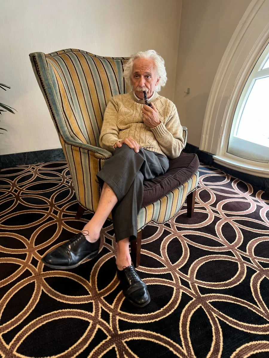 Einstein chair 1.jpeg