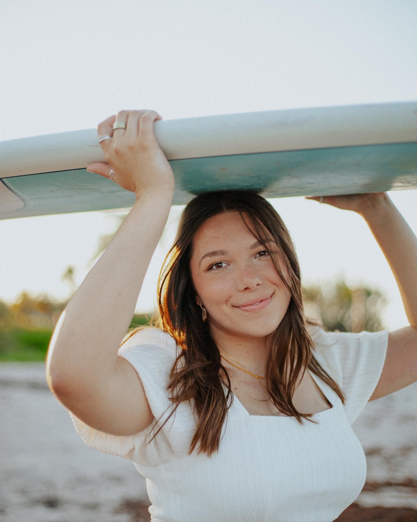 Bryn 🐬🩵🪼
when you&rsquo;re a Florida grad, surfboards and longboards are a must!! ;) had so much fun exploring West Palm as the sun went down. Bryn is such a beauty. love all the amazing people i&rsquo;ve already met in the sunshine state! 🌞
&bul