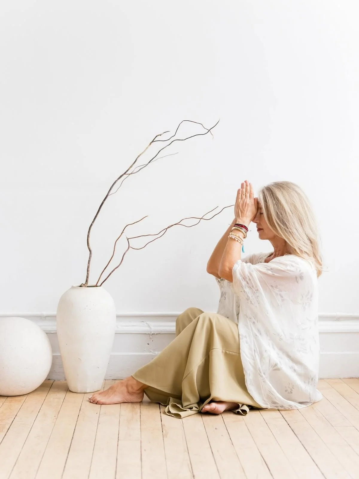 YOGA NIDRA & IMMERSIVE SOUND BATH