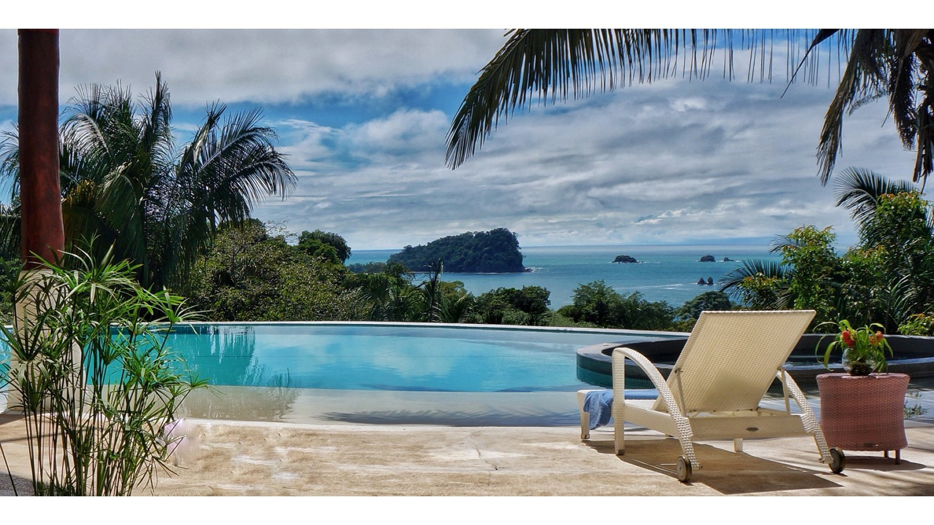 02-Casa-Fantastica-Pool-Pacific-View (1).jpg