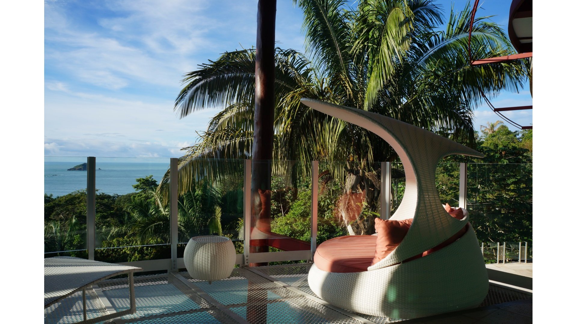 15-Casa-Fantastica-Upper-Level-Terrace.jpg