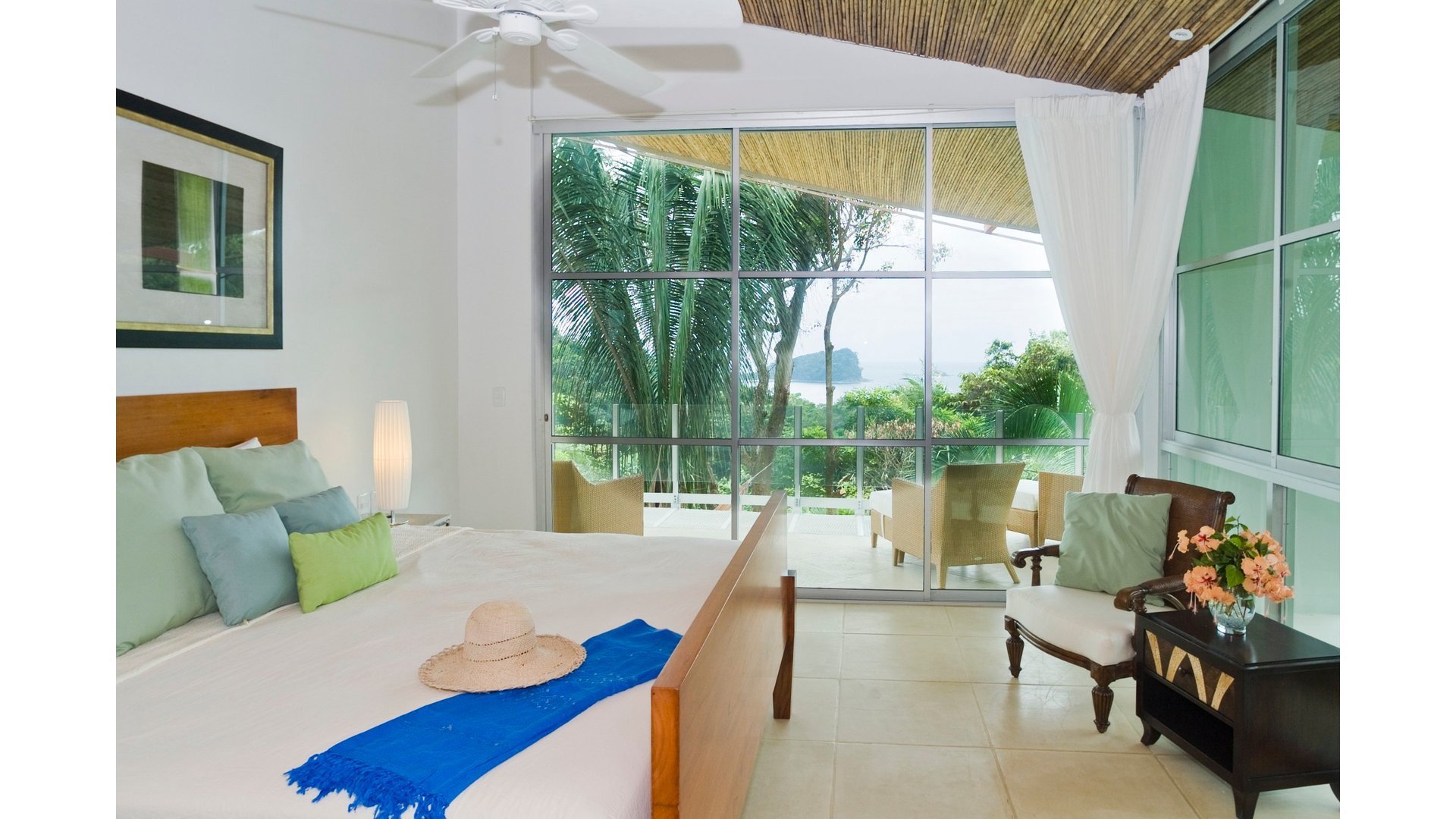 32-Casa-Fantastica-Upper-Level-Bedroom.jpg
