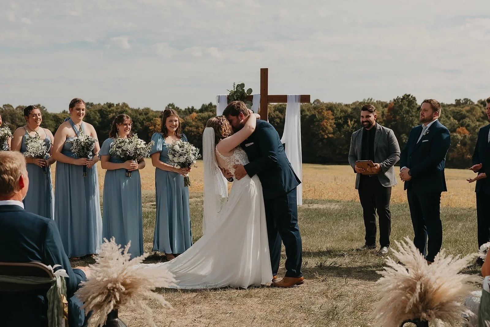Outdoor+kiss+ceremony.jpeg