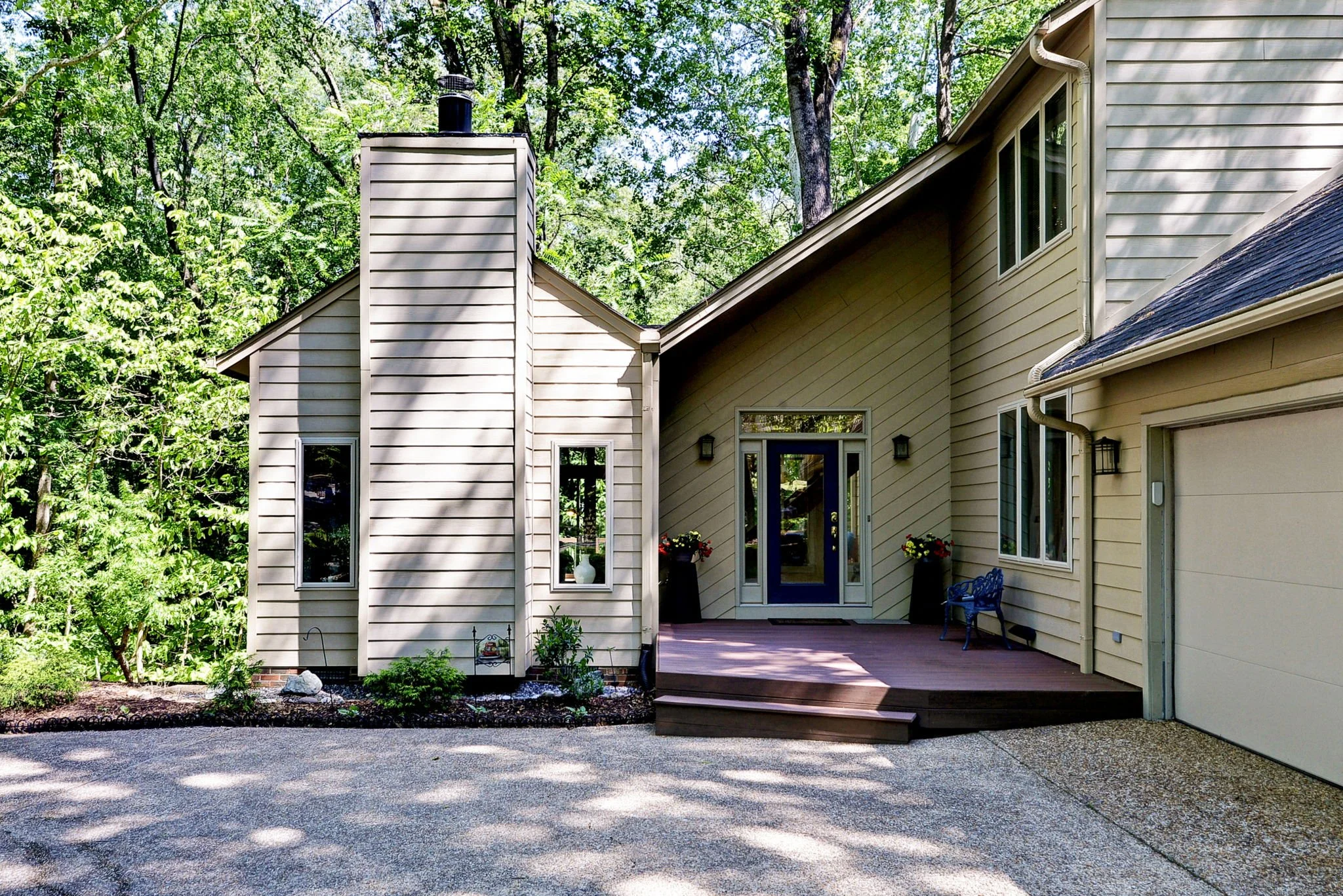 140 Tutters Neck Home Exterior
