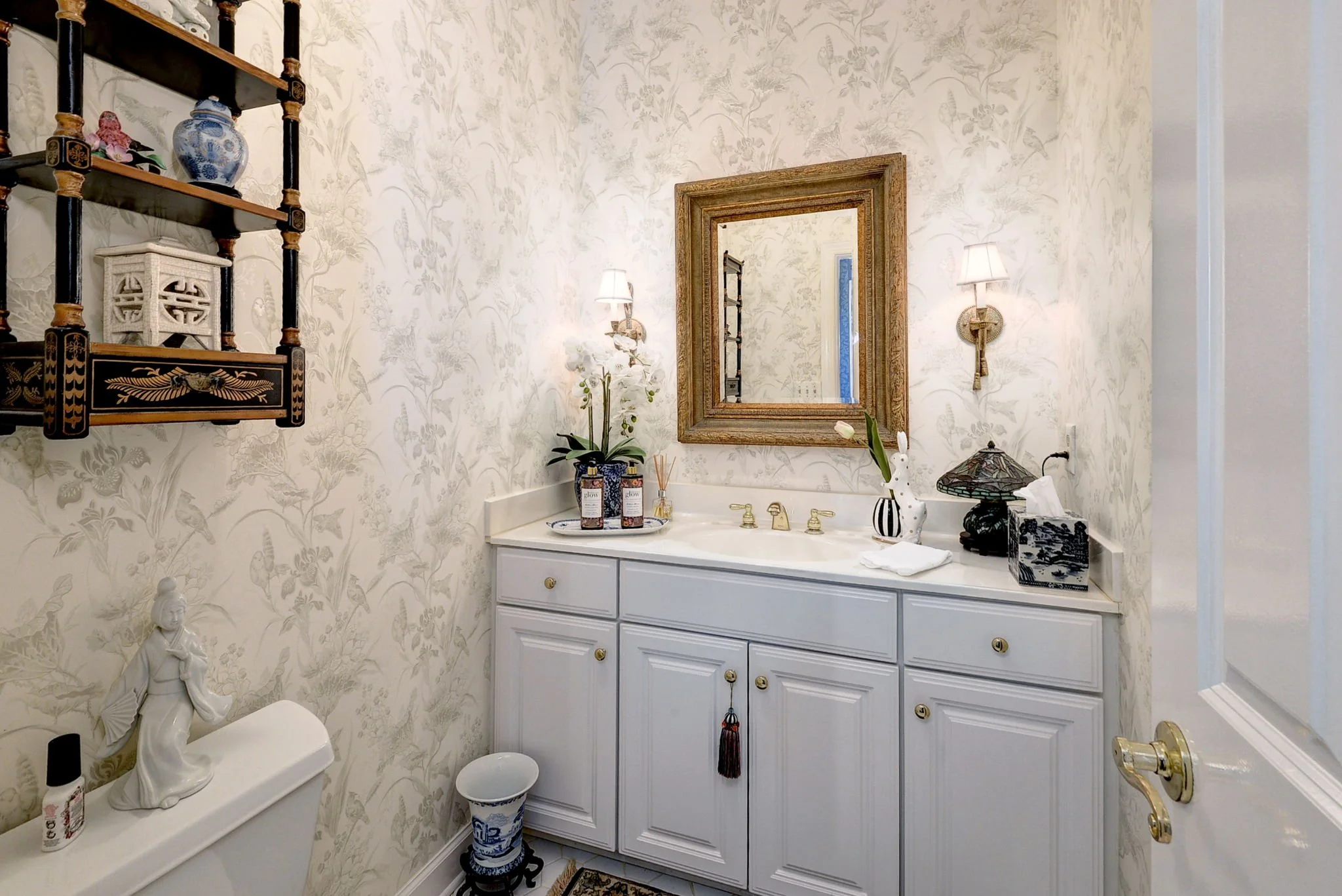 Powder Room