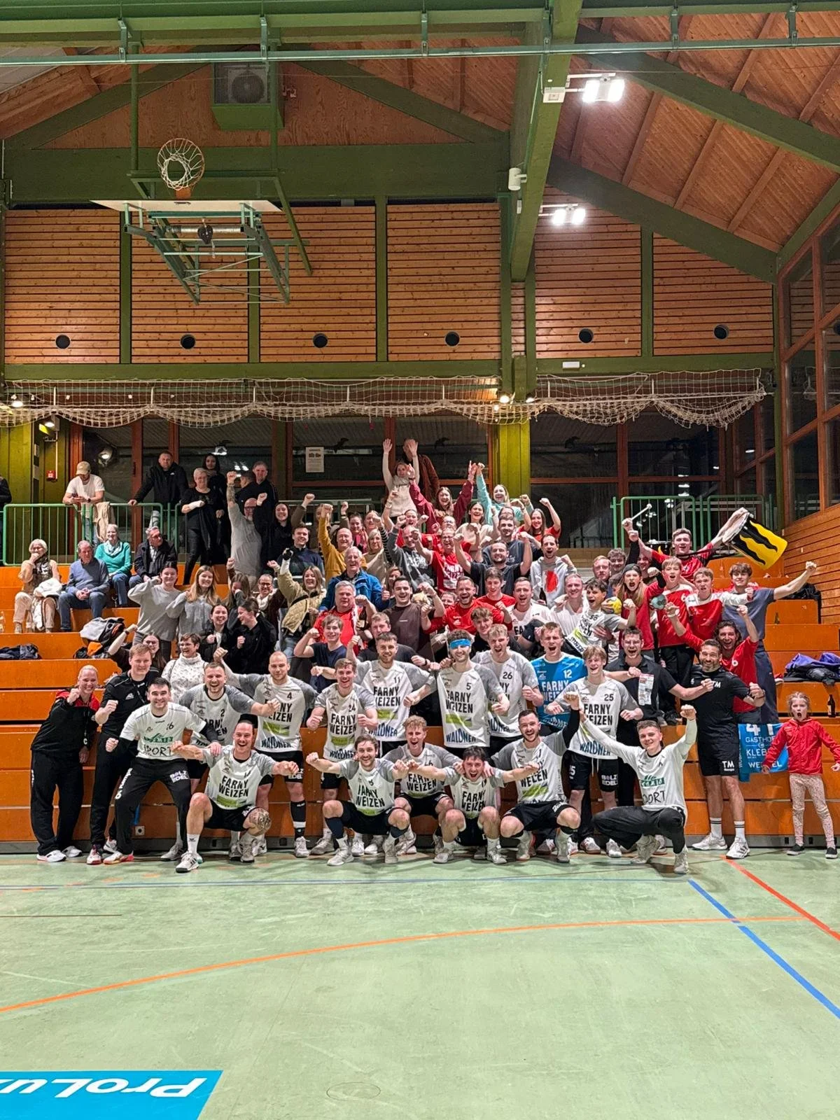 M1 behauptet sich beim Tabellenletzten