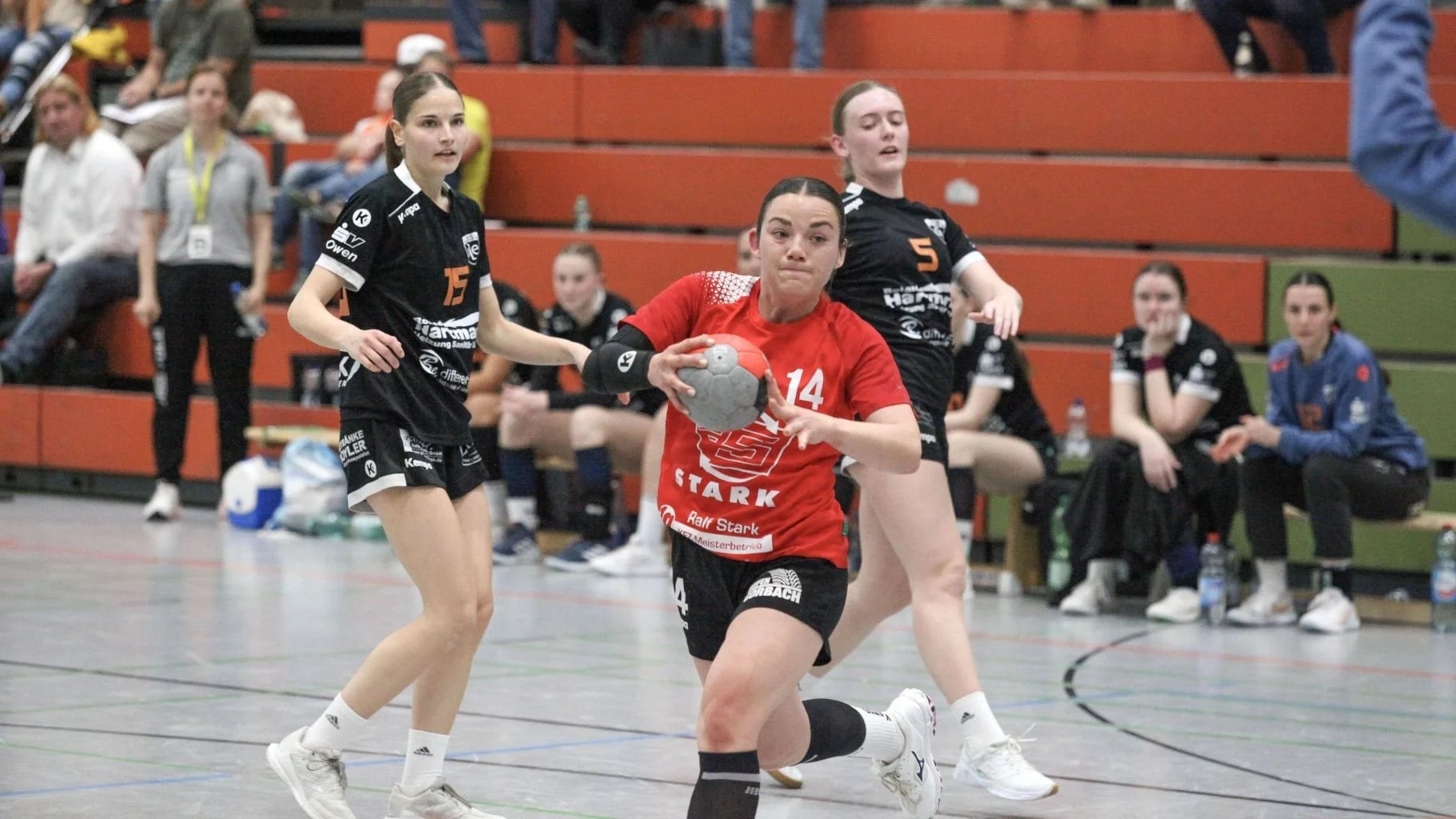 Letztes Heimspiel der Frauen 1 