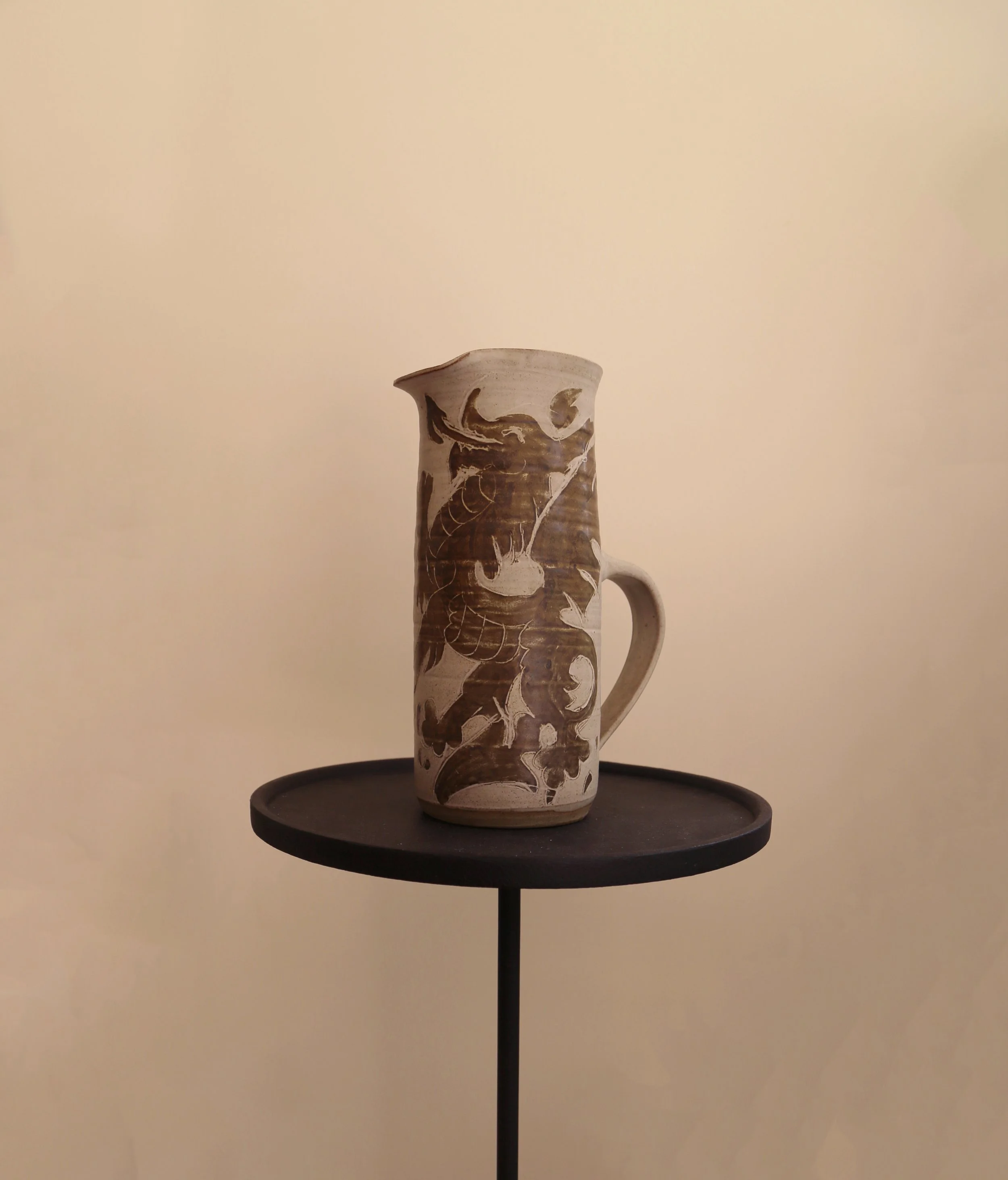 dragon jug.jpg