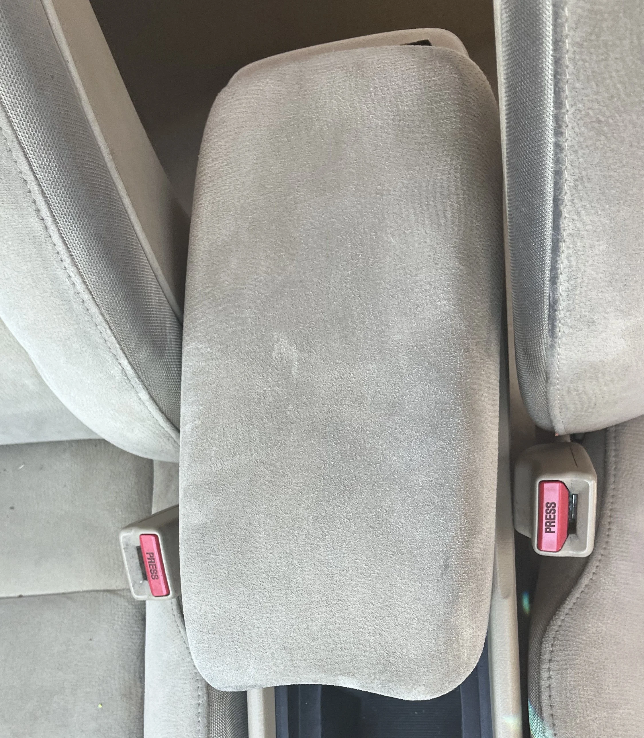 Clean Fabric Console After Being Detailed