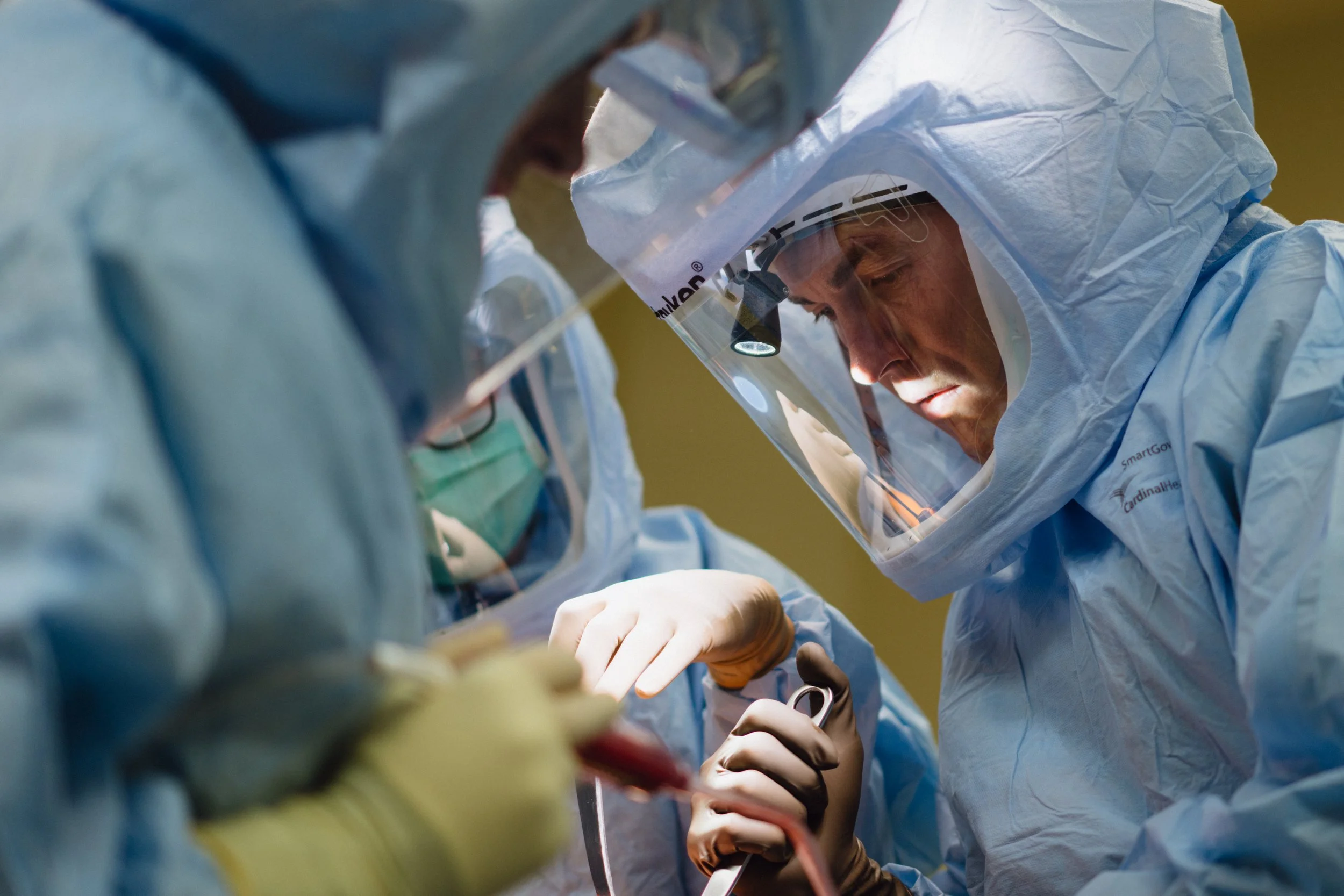 SAOS - Dr Broome and Maddy in OR - Photo Doc-2.jpg