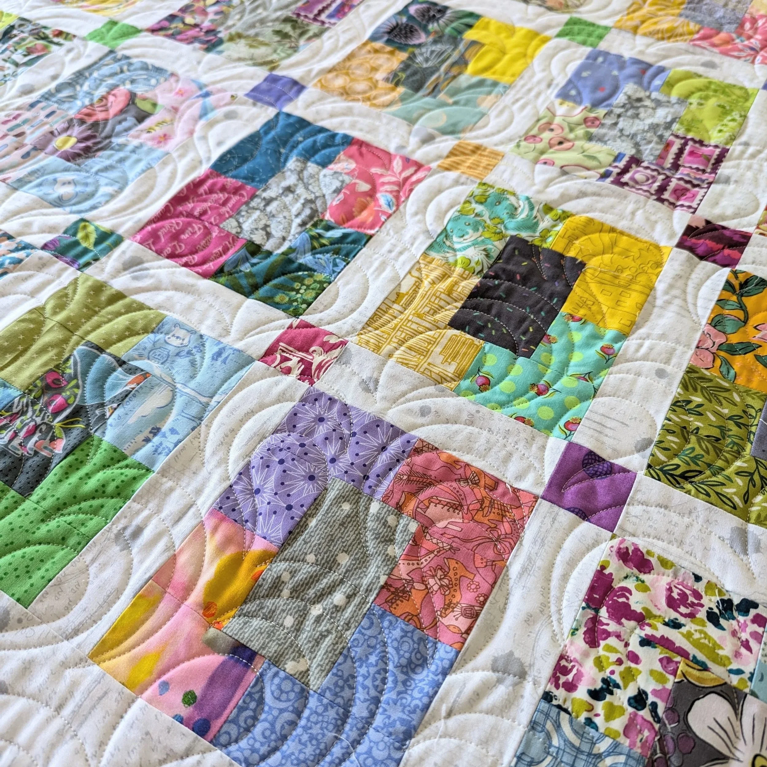 coquina+panto+on+scrappy+quilt.jpg