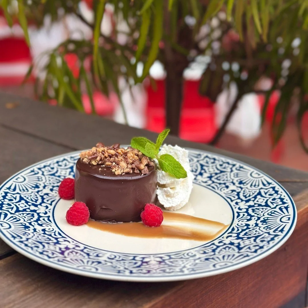 your holiday shopping just got sweeter ✨ 
shop local retail in SLO this month and get a $25 gift card when you spend $100 or more! swipe to view details.

give back to the community while you check off your holiday list!🎄