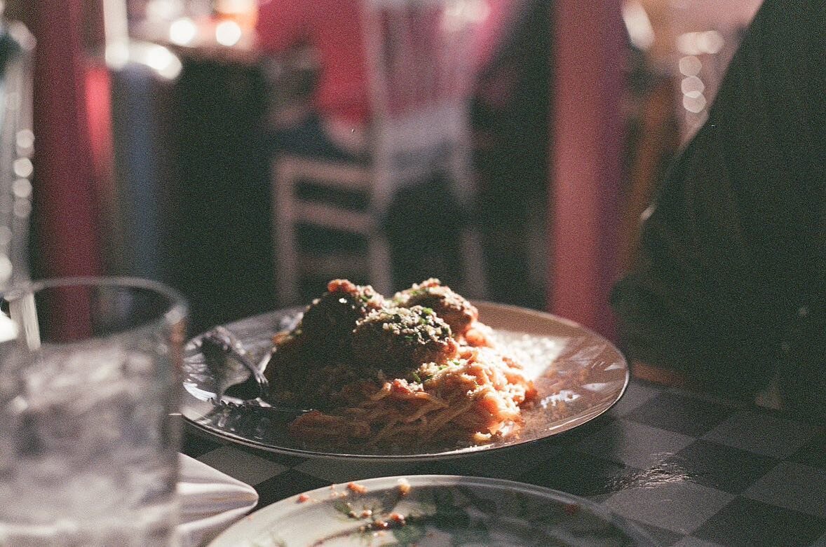 Saturdays are for spaghetti. 
.
.
At least so they say! 😉

Come by, say hi&mdash;we can&rsquo;t wait to see you! &hearts;️🍝&hearts;️

Thank you to the lovely @carlajuliett for this beauty of a film 📸🩷
 

#gabbianospdx #thegiftofgab #whatsthegab #