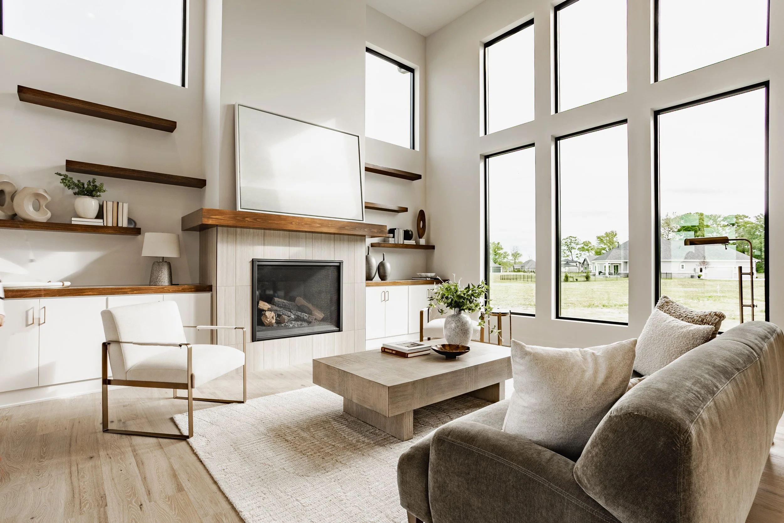 11 - 3925 Besbie Way.jpg