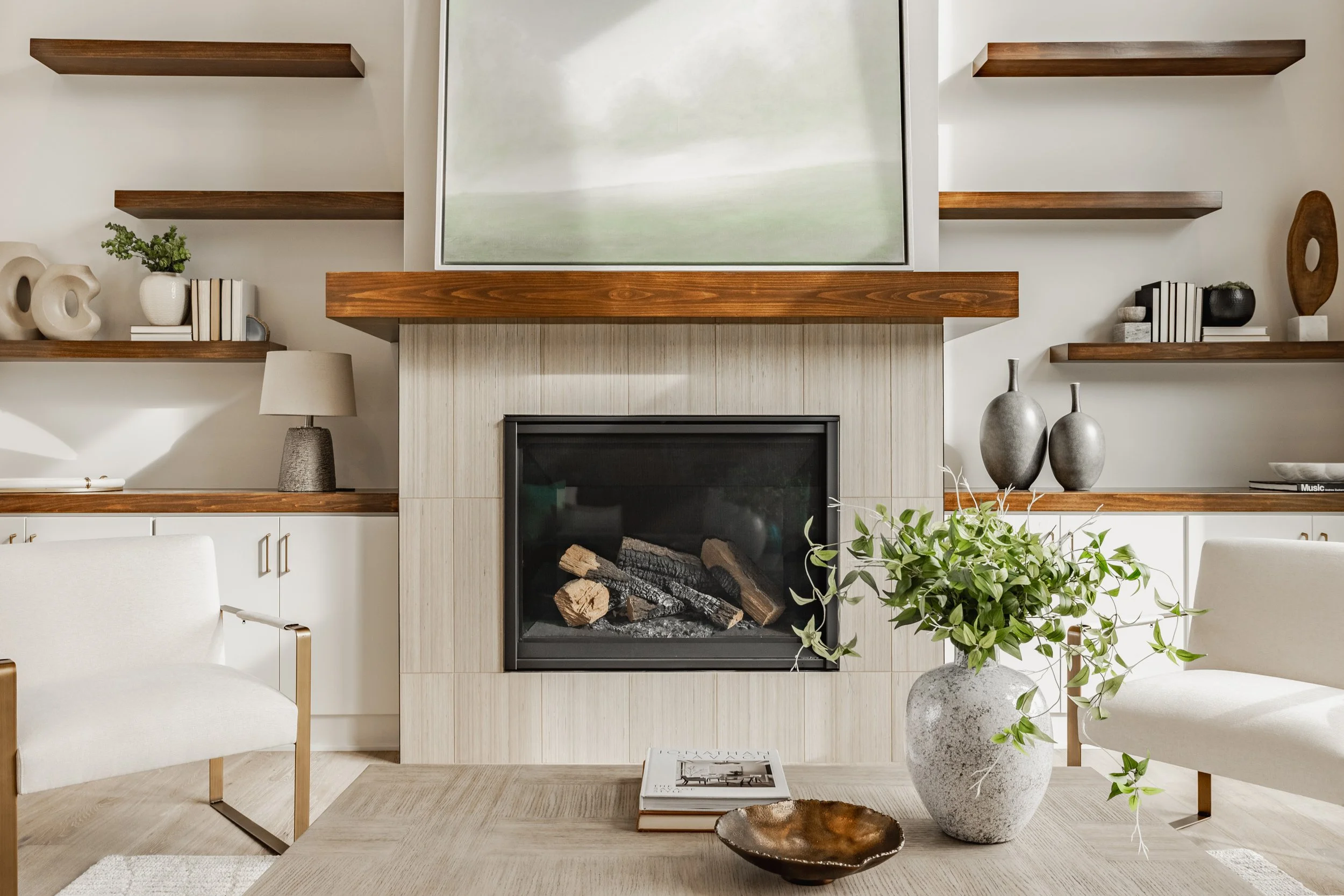 14 - 3925 Besbie Way.jpg