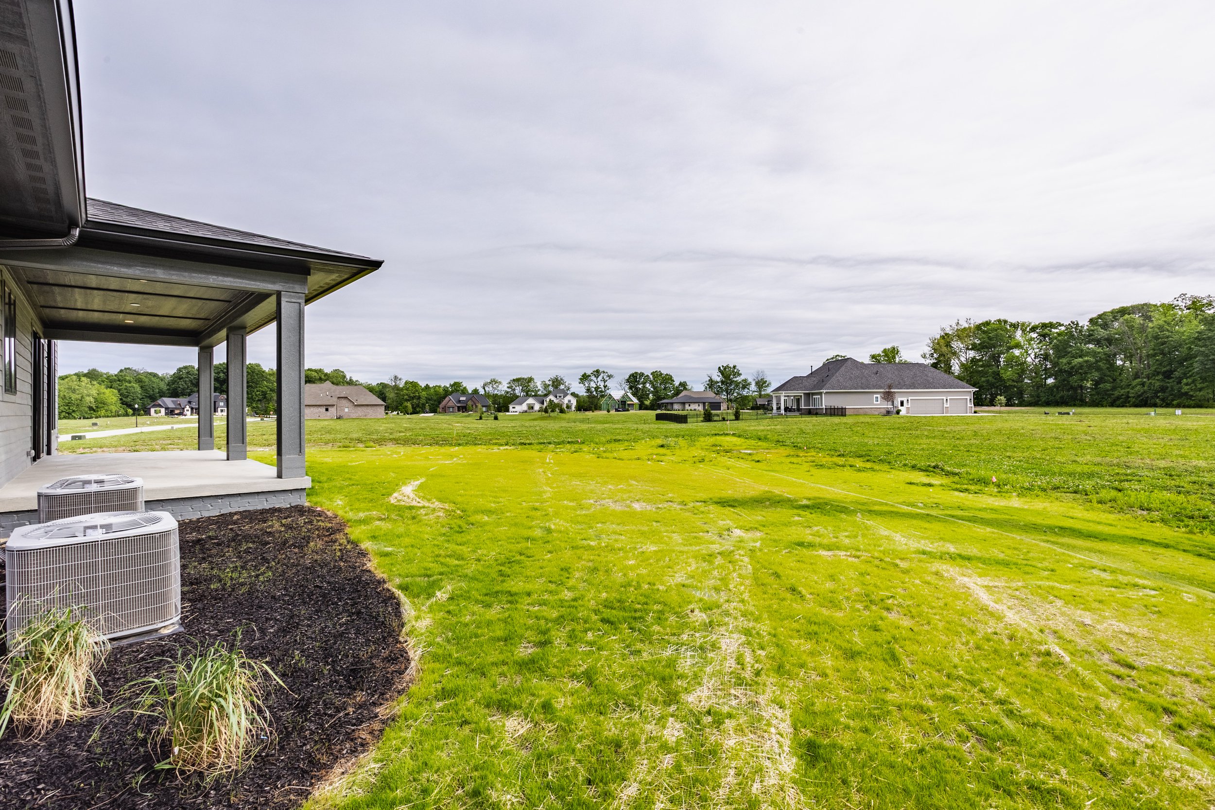62 - 3925 Besbie Way.jpg