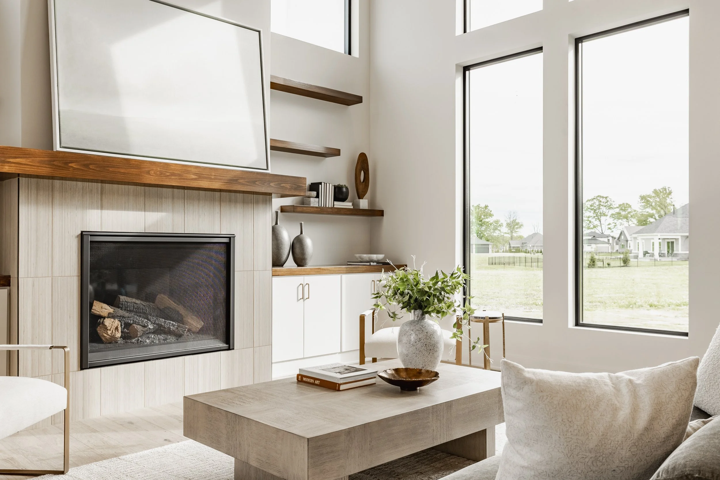 12 - 3925 Besbie Way.jpg