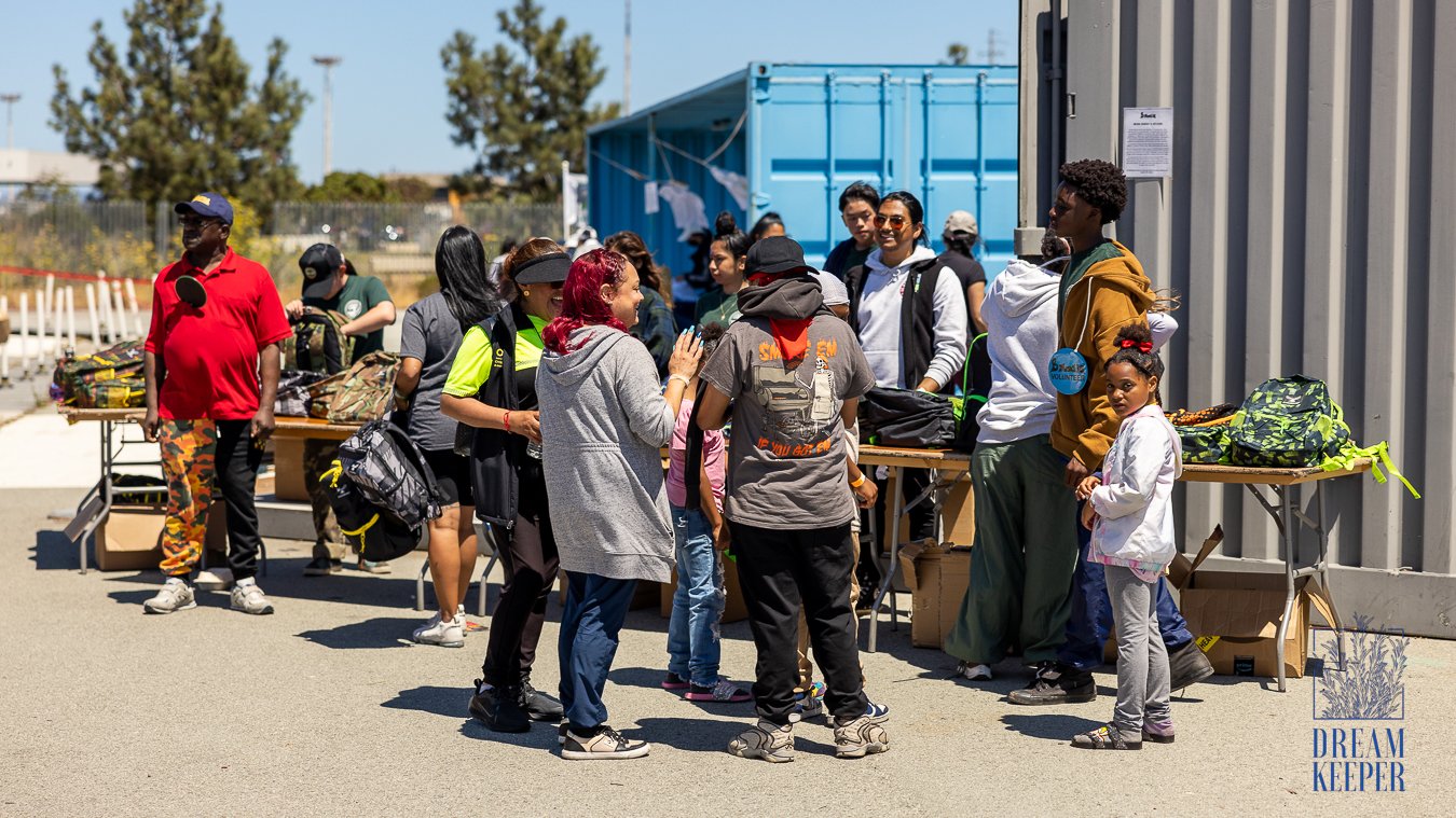 B MAGIC-HUNTER'S POINT-BACKPACK GIVEAWAY-8.12.23-SAN FRANCISCO-PHOTOGRAPHY-2023-SILENT TUNEZ PRODUCTIONS-24.jpg