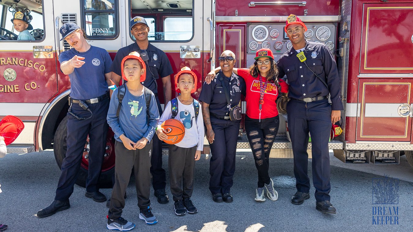 B MAGIC-HUNTER'S POINT-BACKPACK GIVEAWAY-8.12.23-SAN FRANCISCO-PHOTOGRAPHY-2023-SILENT TUNEZ PRODUCTIONS.jpg