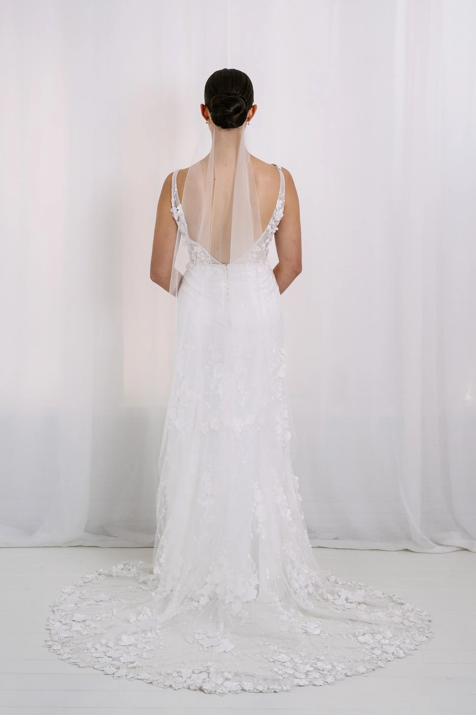 AN6043 Brides_by_Mancini_Veils_Clr_Low-35.jpg