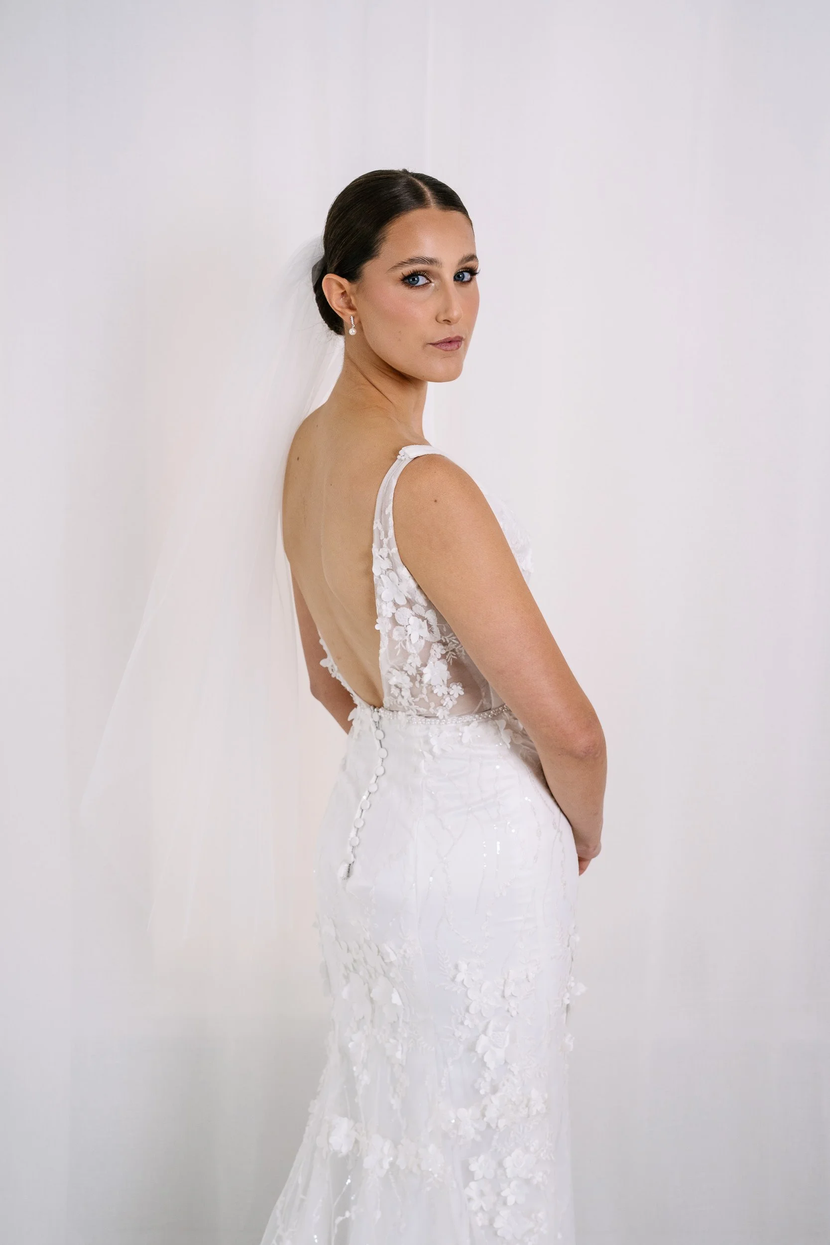 AN6112 Brides_by_Mancini_Veils_Clr_Low-56.jpg