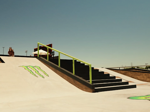 XGSAC26_Postcards1_[Video#5_CHLOEHANDRAIL].gif