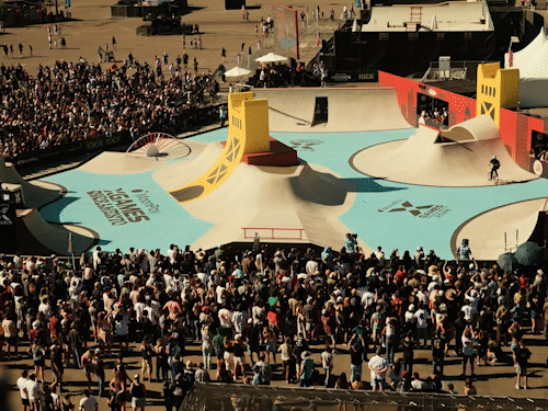 XGSAC26_Postcards1_[Video#4_FULLBMXPARKFROMSKY].gif