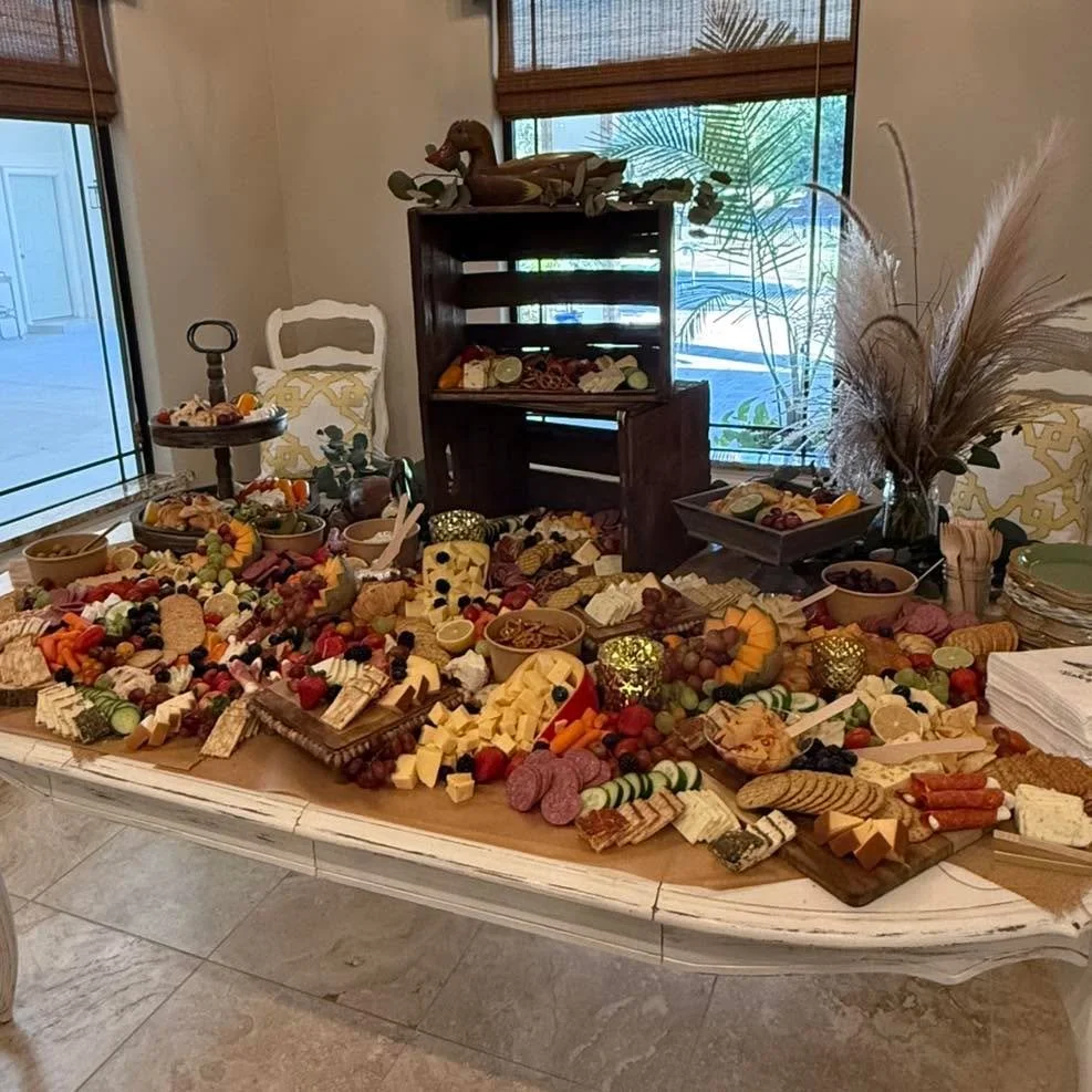 A mallard themed baby shower! Did you know we incorporate your decor and servingware into our boards free of charge? We match your vision! 🦆🦆👶👶