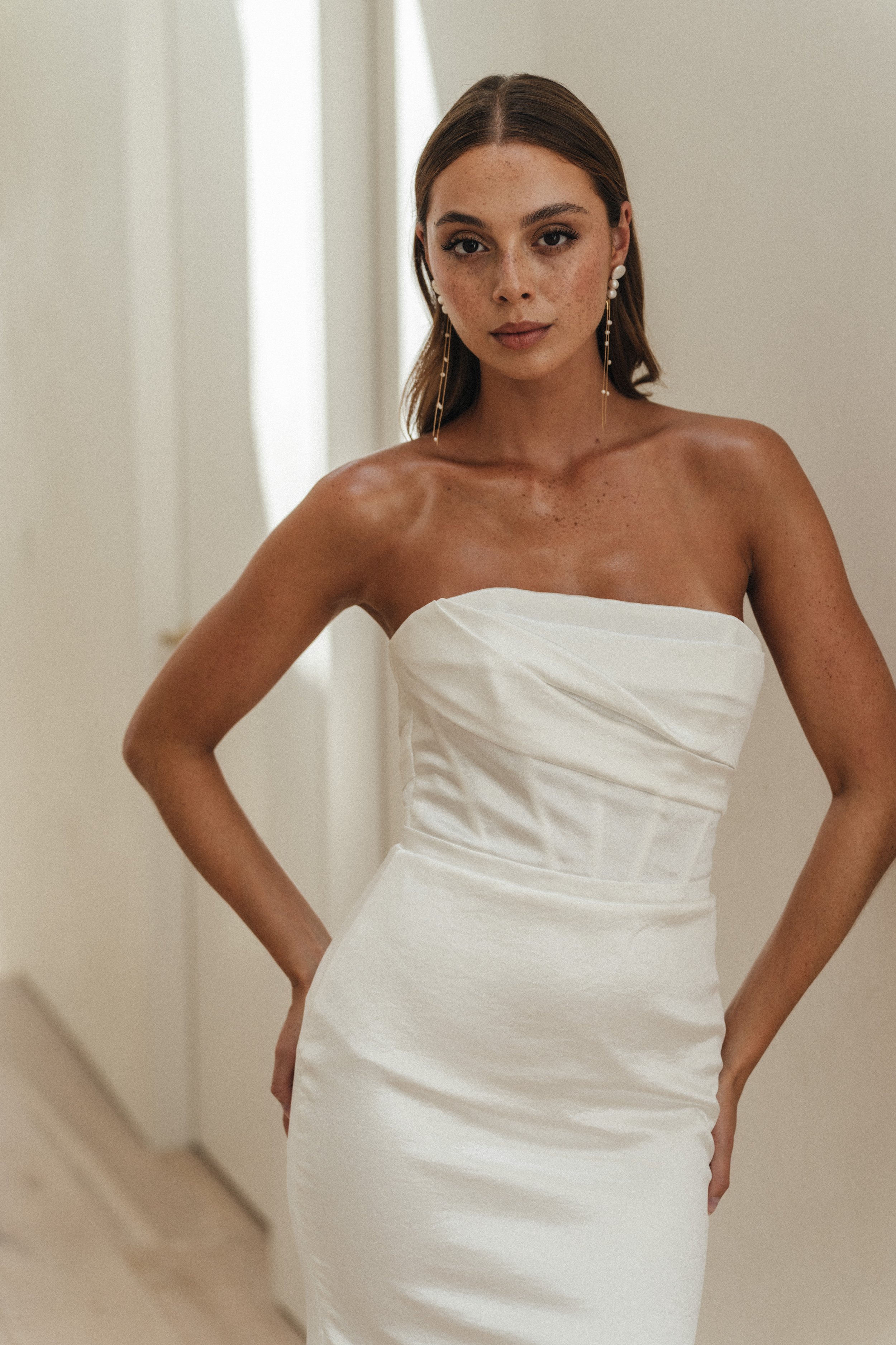 Aleyna One Shoulder Bridal Dress (L)