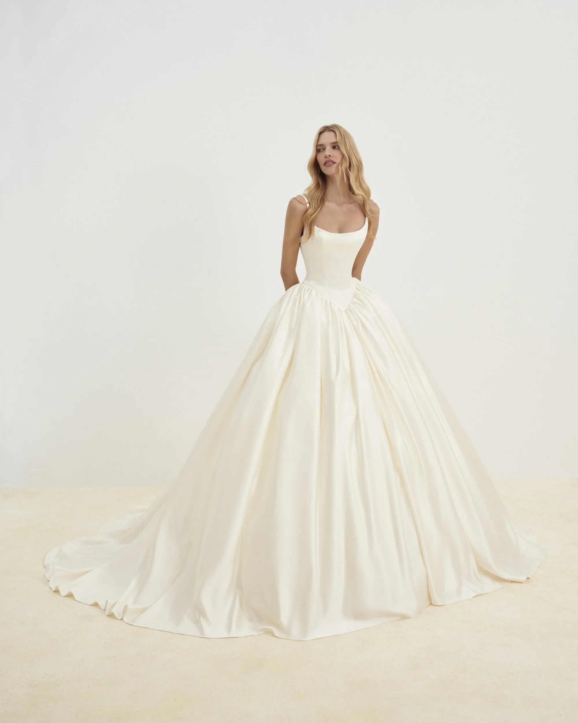   SEN STUDIO 
   SenStudio blends modern sophistication with timeless elegance, offering intricately crafted bridal gowns for the contemporary bride. 