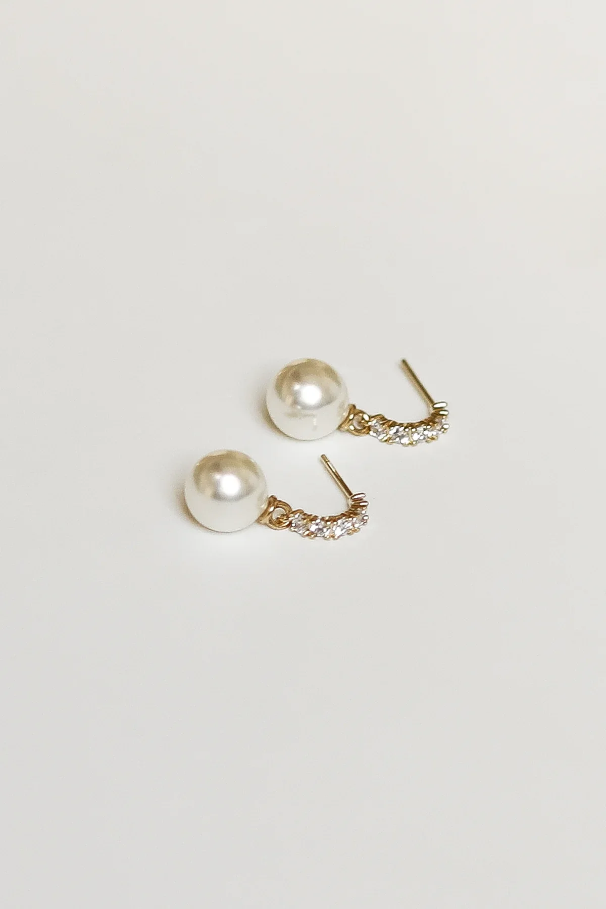 Studio Bride_Pave Huggie Pearl Drop Earrings-2.webp