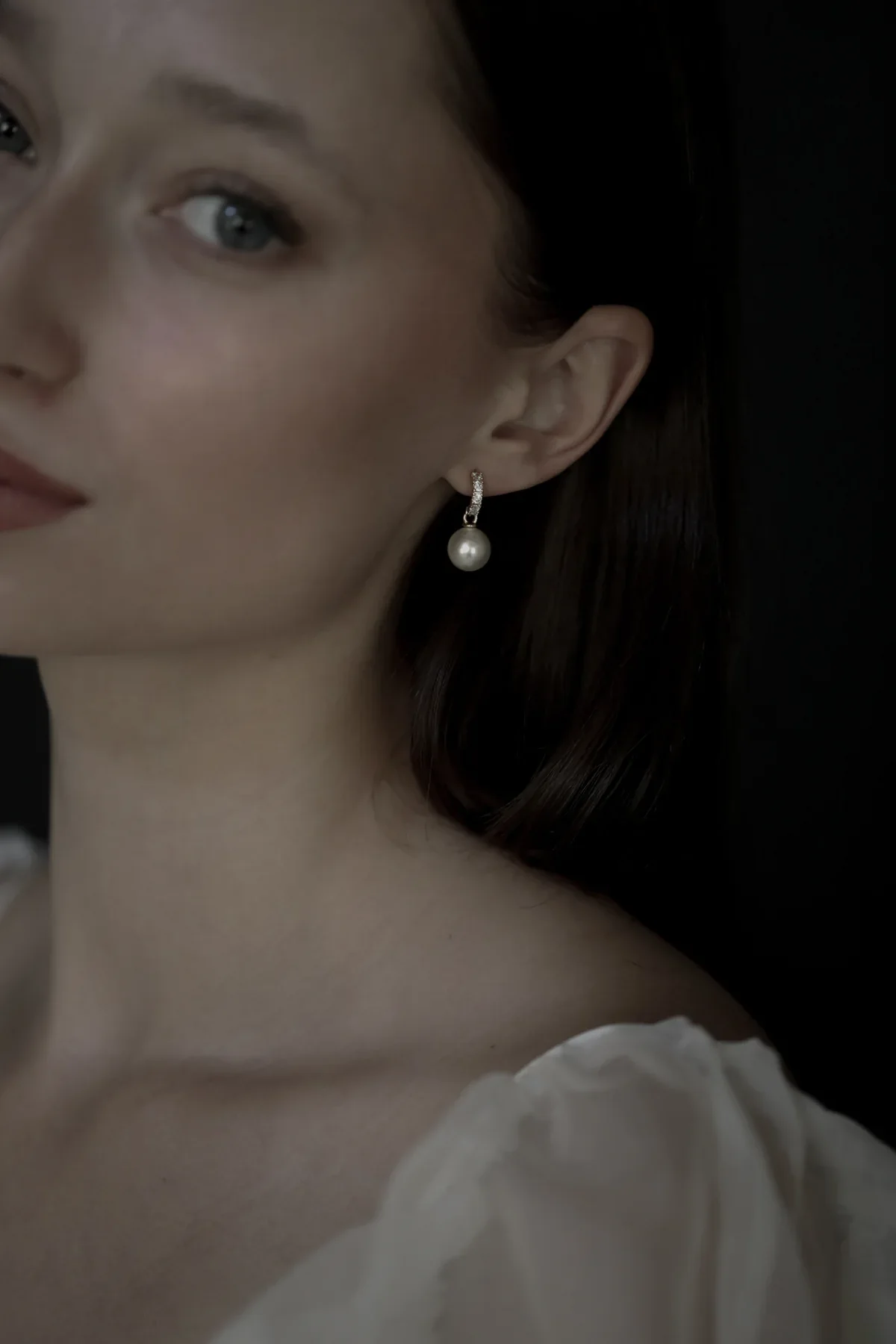 Studio Bride_Pave Huggie Pearl Drop Earrings-1.webp