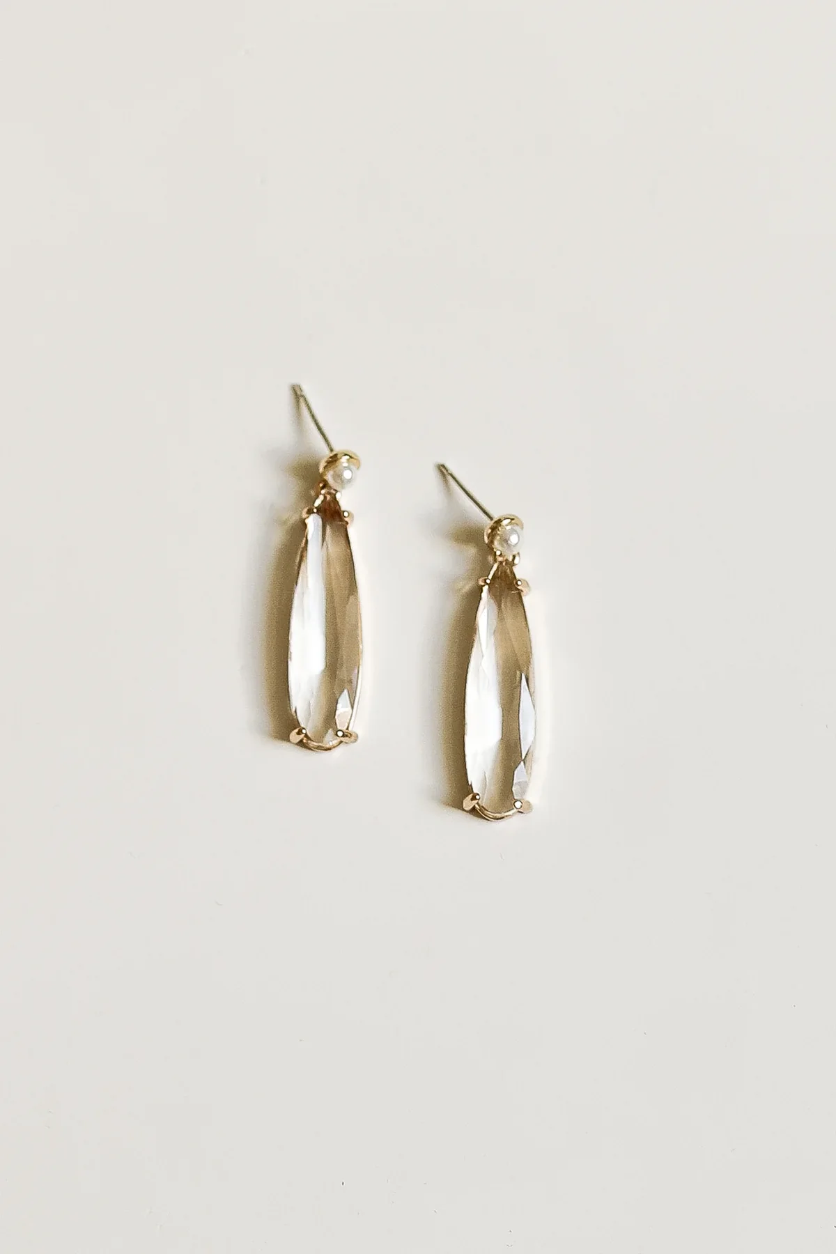 Studio Bride_Perla Dewdrop Earrings-3.webp