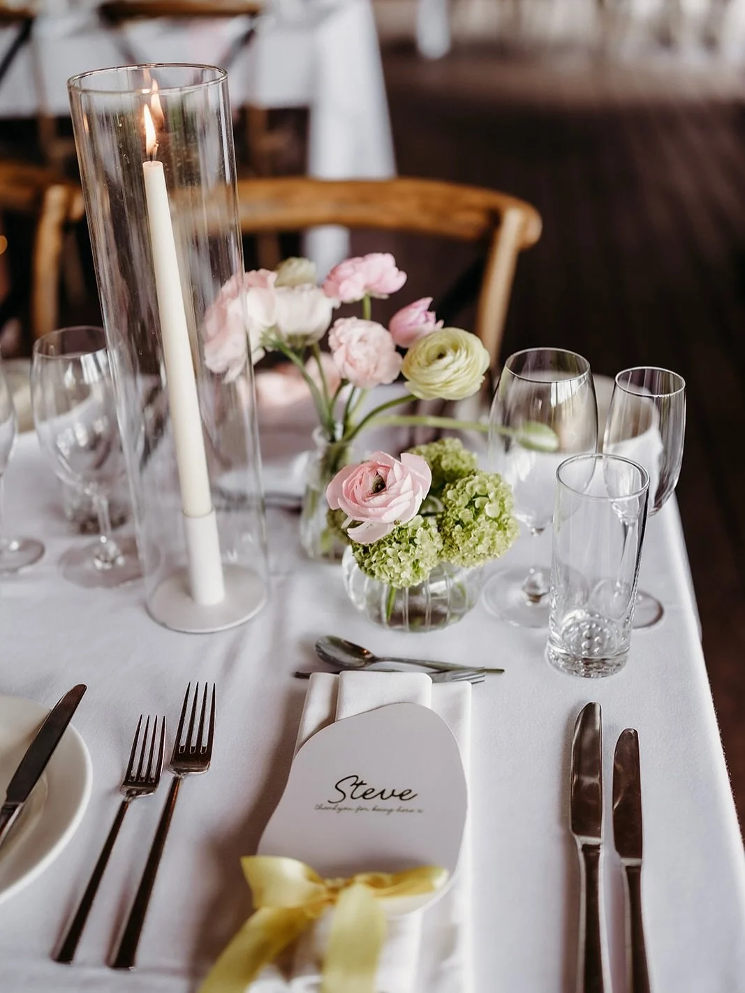 Dreamy pastels for Olivia &amp; Harry + the most heart warming reaction from Haz of Liv walking down the aisle 🥹🥹🥹 what a day, for one hell of a couple 🤍🎀

Lovers @livgent_ &amp; @harrygent 

Coordination and Stationary @honeyeventsperth 
Photog